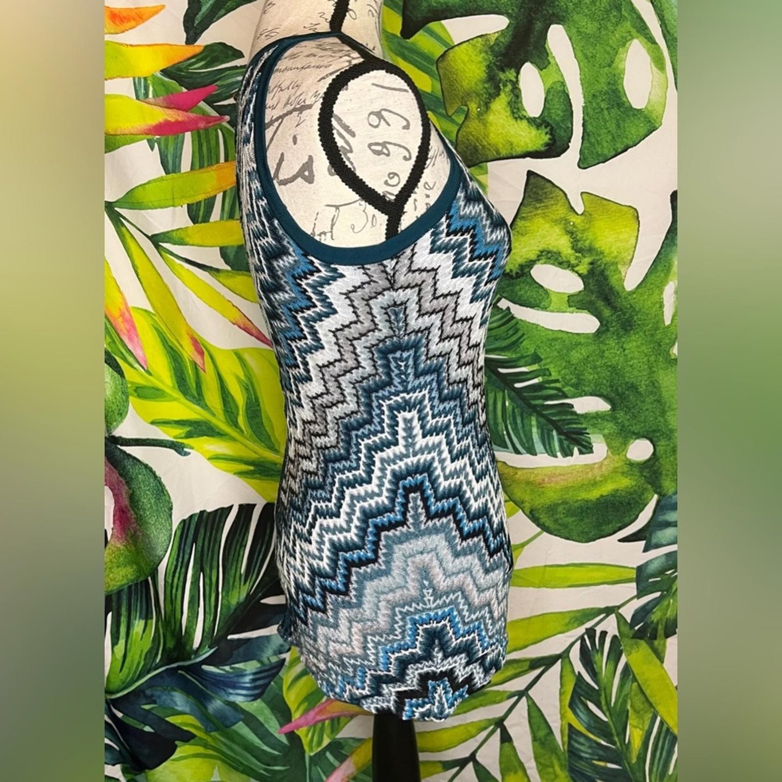 White House Black Market S Extra Slim Dark Teal Blue Grey Geometric Tunic Tank