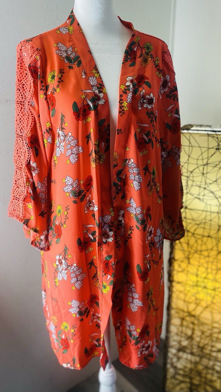 Time and Tru Women’s Orange Multicolor Floral V-Neck Open Kimono Lace Sleeves