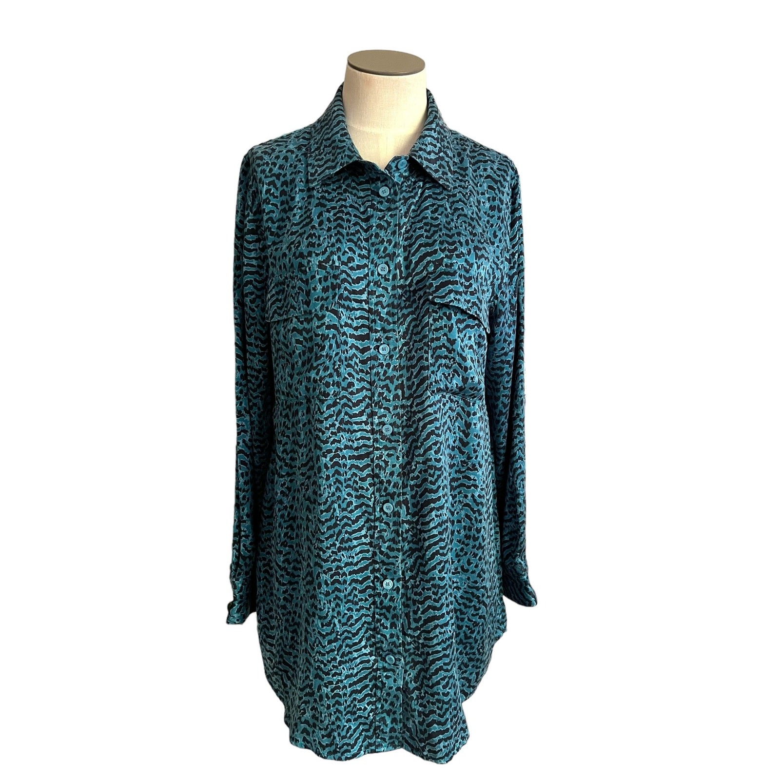 Coastal Grunge Silk Soft Surroundings Tiger Print Chic Button Up Long Shirt Sz M