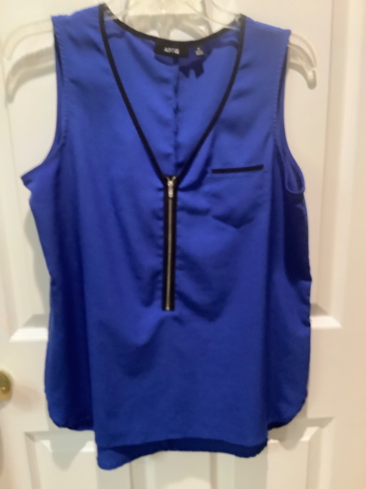 ROZ & ALI TANK TOP- size MEDIUM- color ROYAL BLUE~