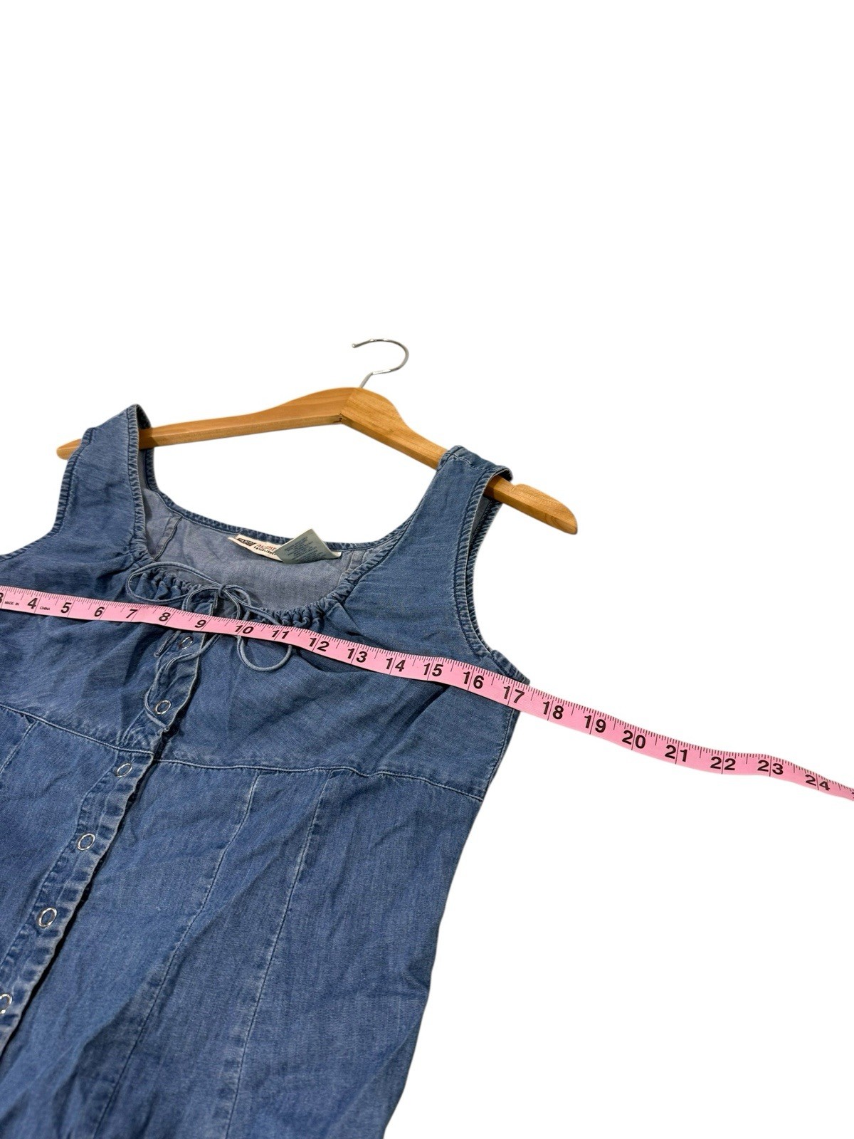Faded Glory Chambray Denim Snap Button Up Tie Front Detail Boho Western Tank M