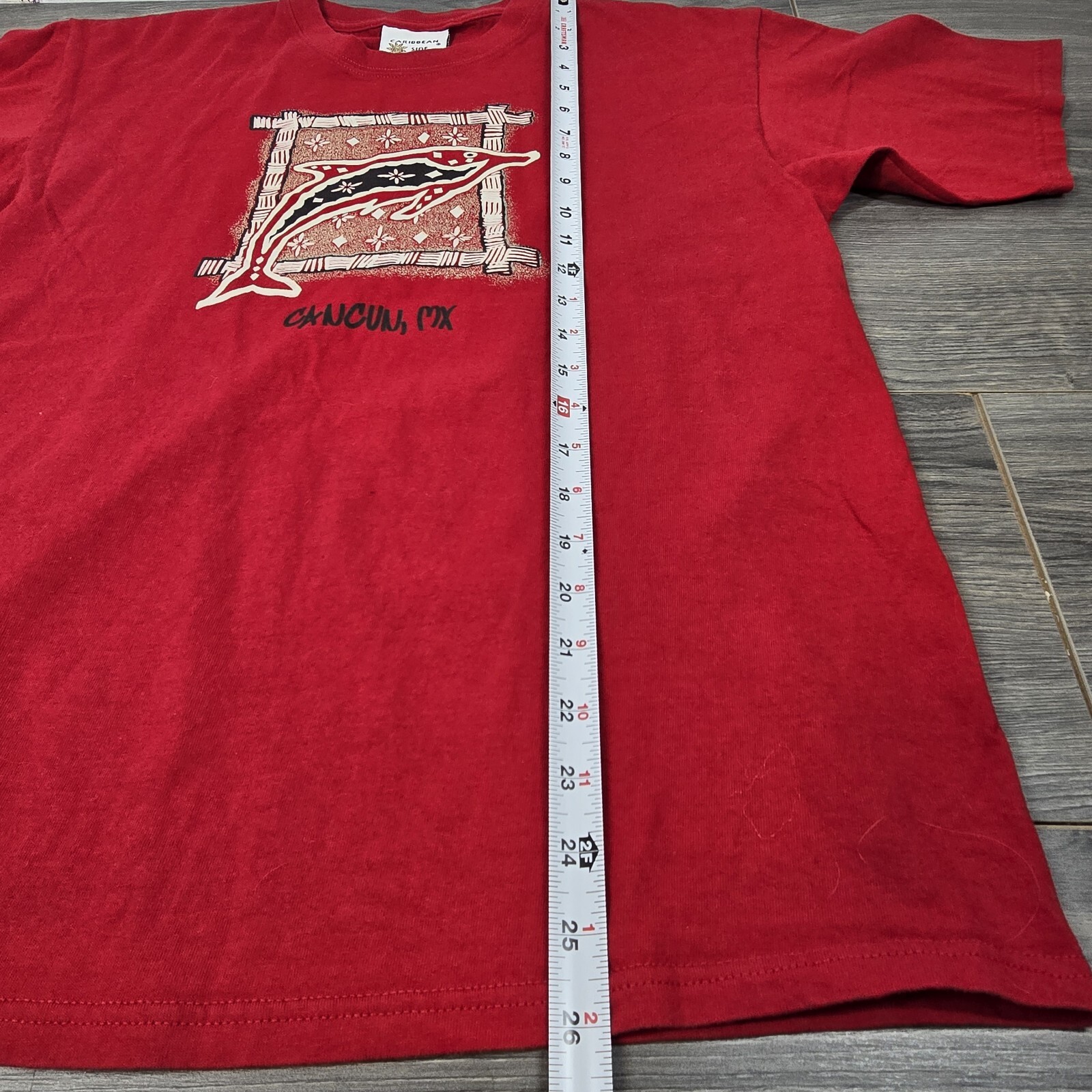 Cancun Mexico T Shirt Womens Large Red Tribal Dolphin Graphic Print Short Sleeve
