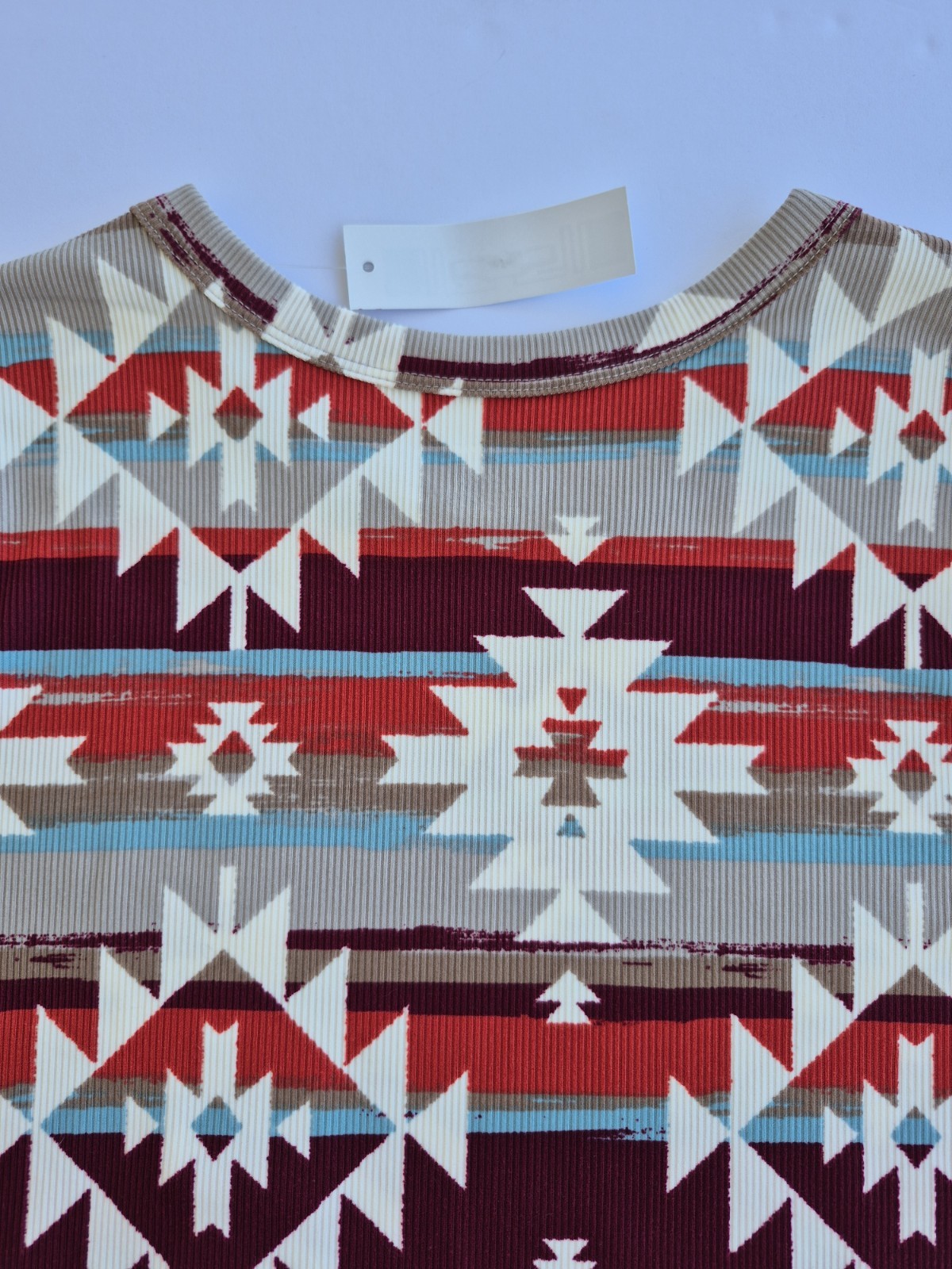 No Boundaries Aztec Pattern Rib Knit Girls Juniors T-Shirt L Crew Neck Top