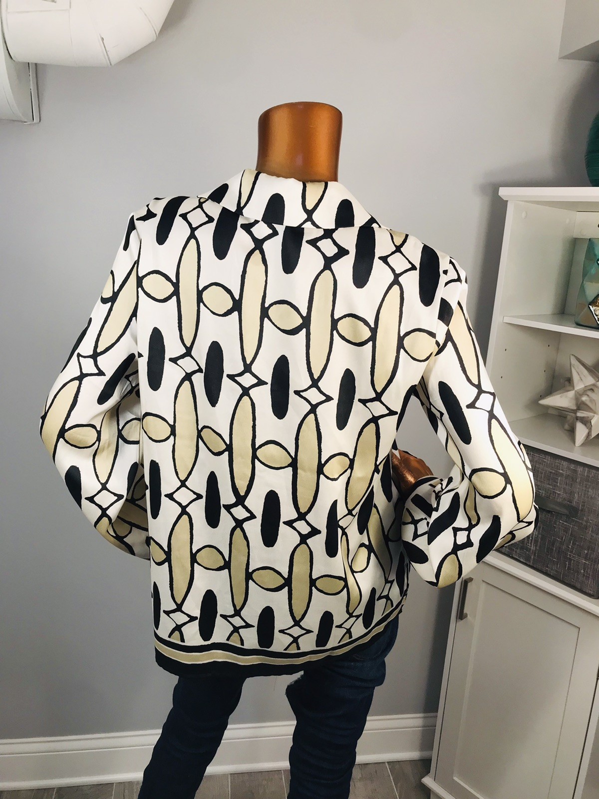 Industry Republic L Top Soft Shell Button Up Shirt Silky Lite Wgt Blouse Soft