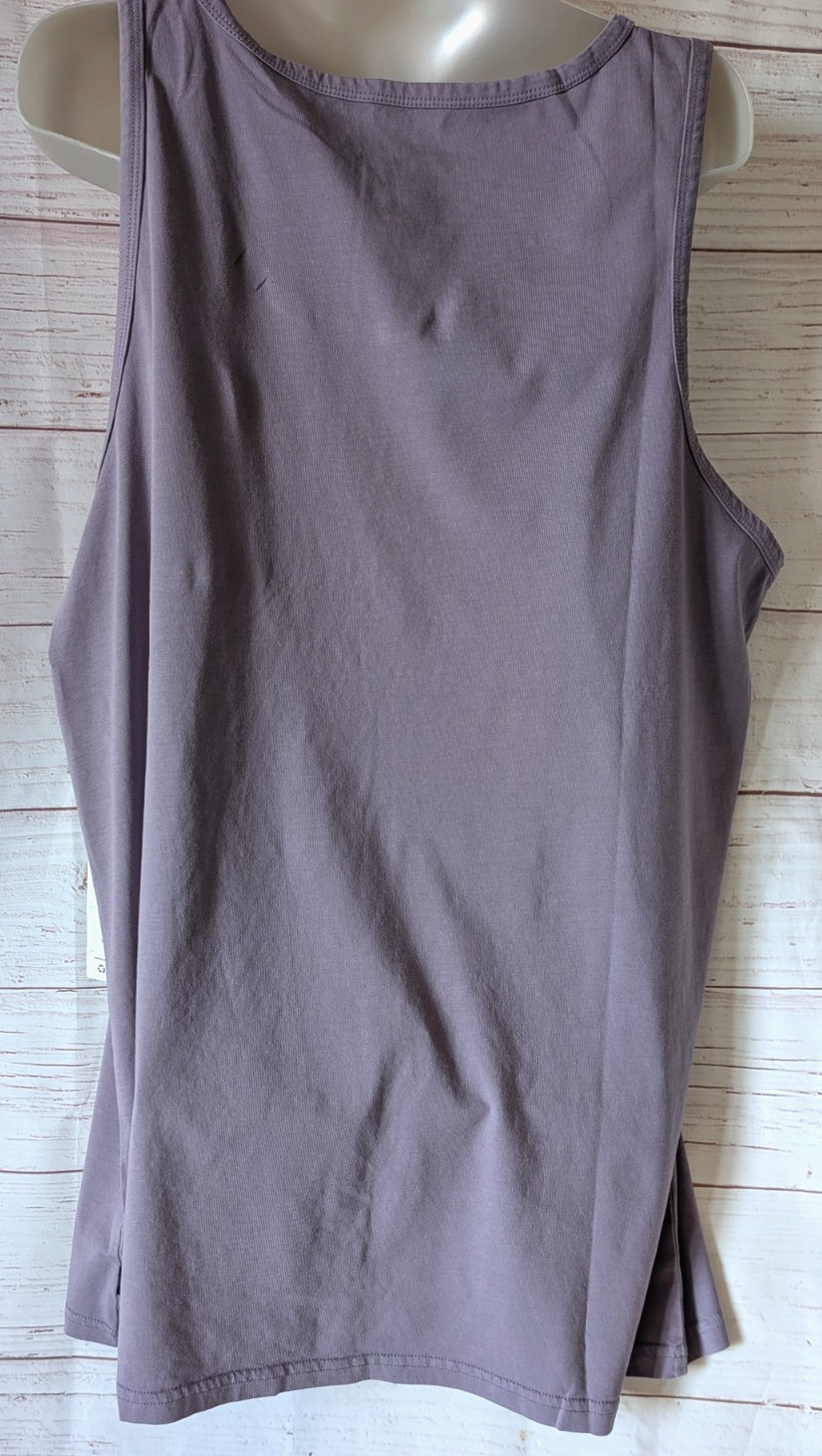 NWT Billabong 2 Women’s Utility Sleeveless Tank Tops Lilac Pocket Below Hip Sz L