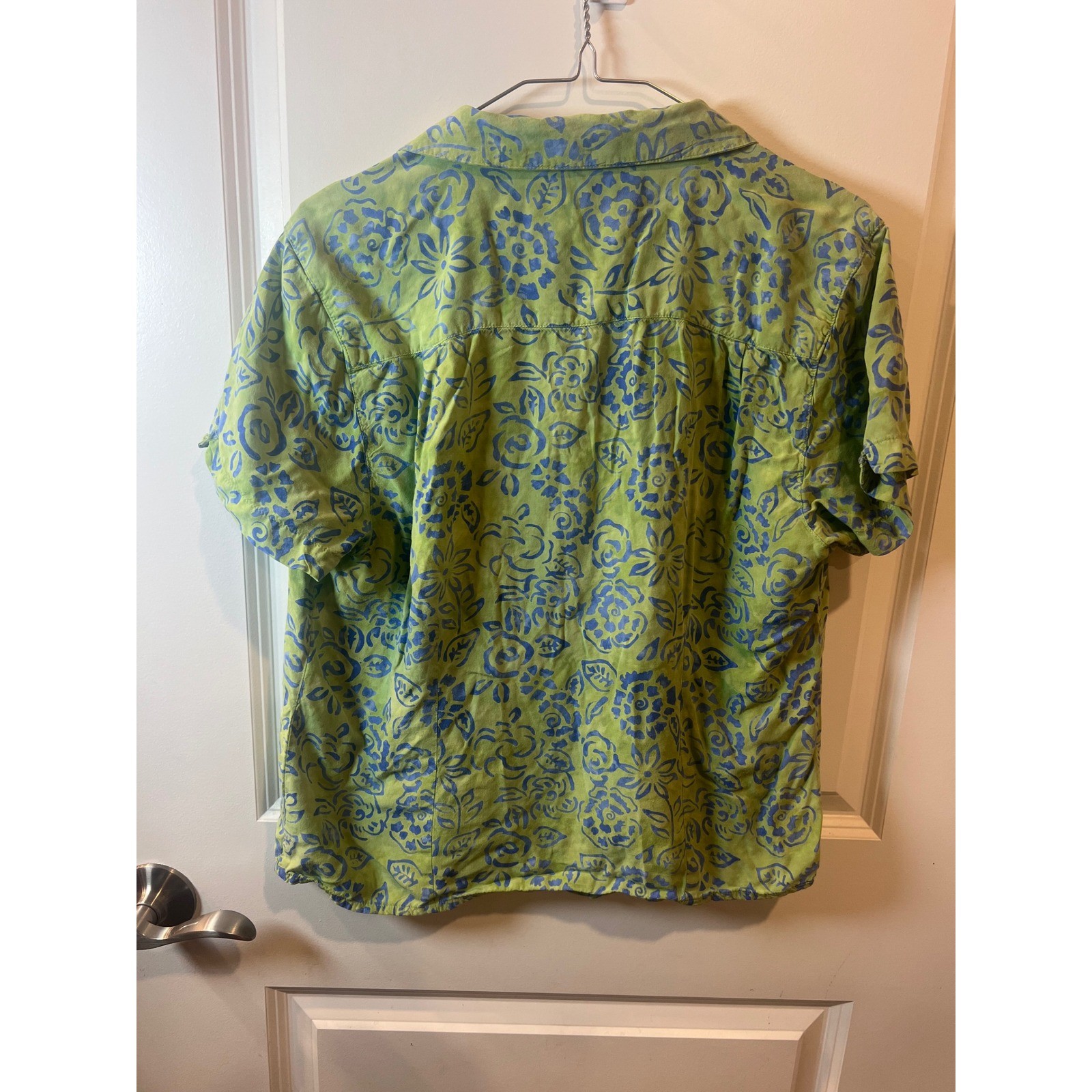 Nomadic Traders Womens Shirt Floral Batik Pattern Green Blue Size M