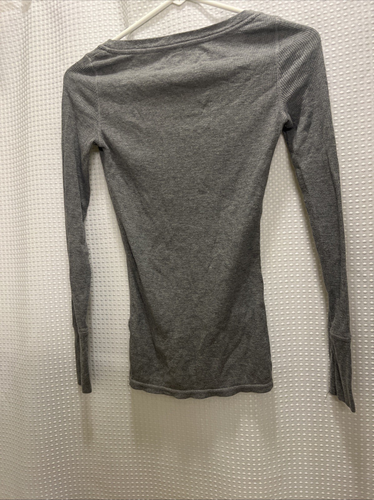 Aero Juniors Size Small Gray W/ Purple Raised Logo Henley Y2K Shirt Top