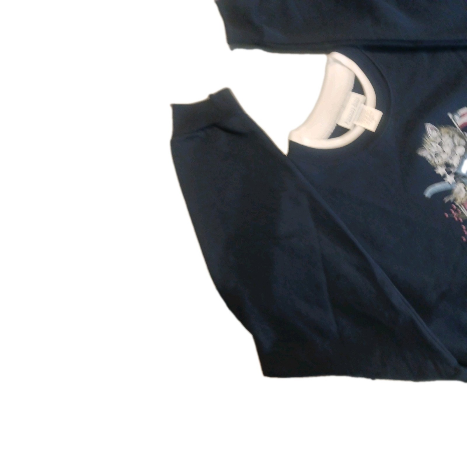 Country Store Top Long Sleeve T-Shirt..size 2x .polyster Cotton .