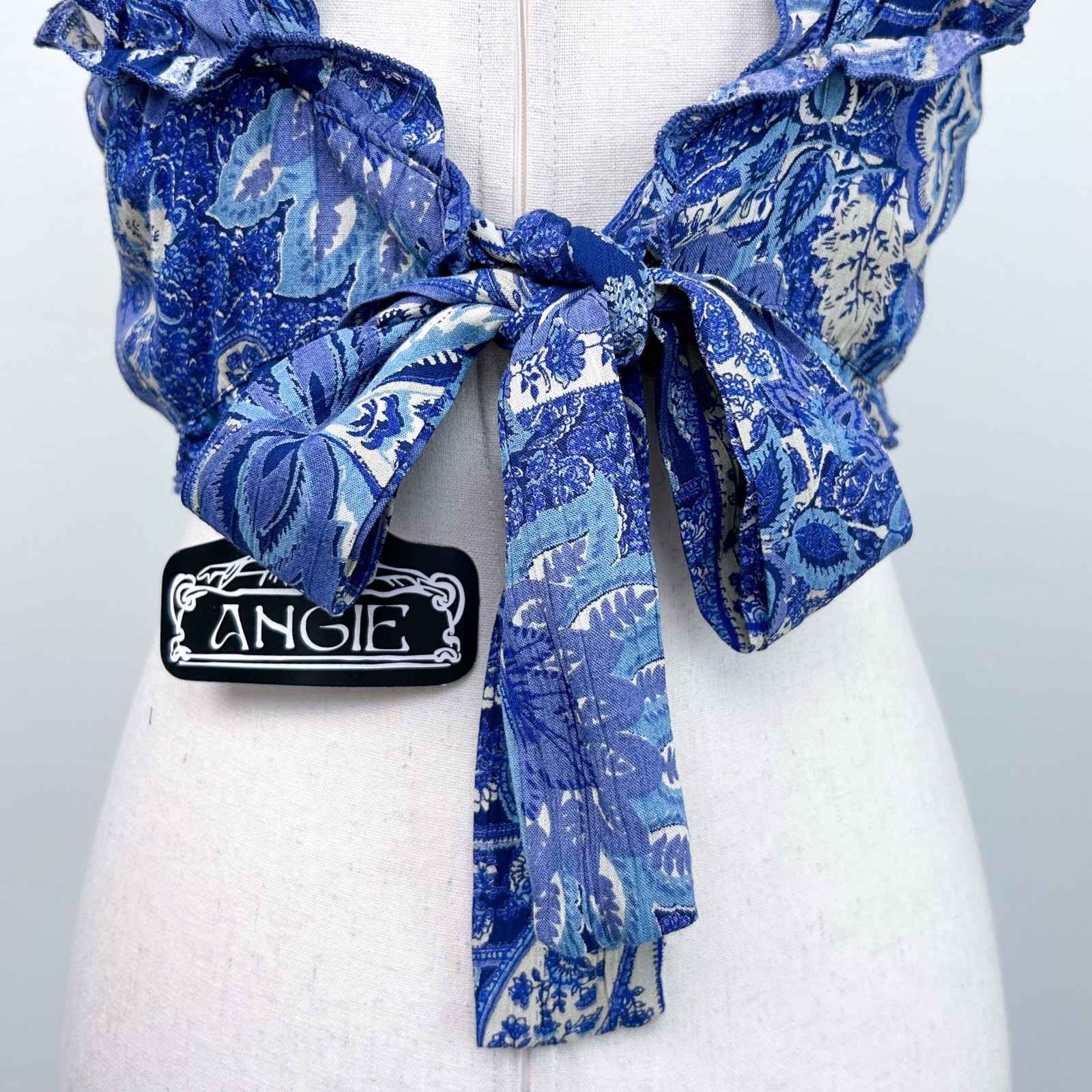 Angie LARGE Blue Bohemian ’70s Patchwork Paisley Ruffle Sleeveless Crop Top NWT
