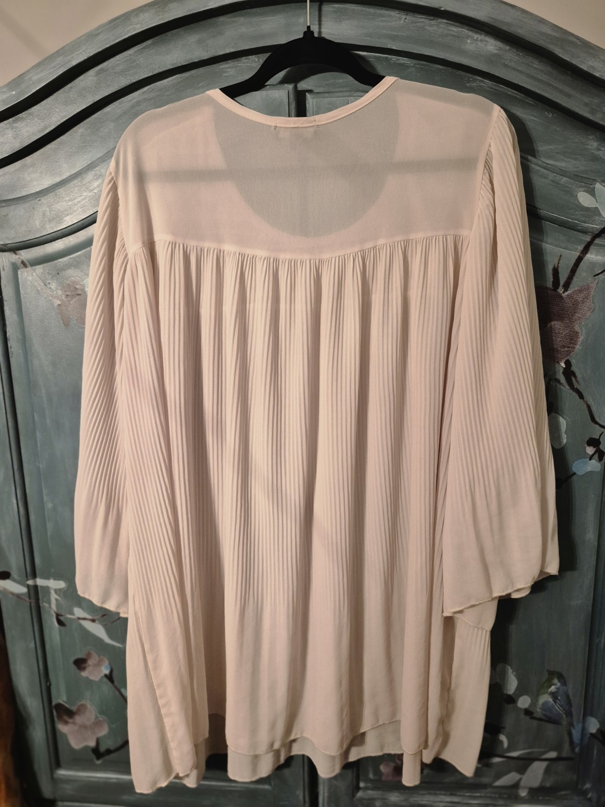 Cal Style Women’s 2XL Beige Pleated Lace Yoke Scoop Neck 3/4 Bell Tunic