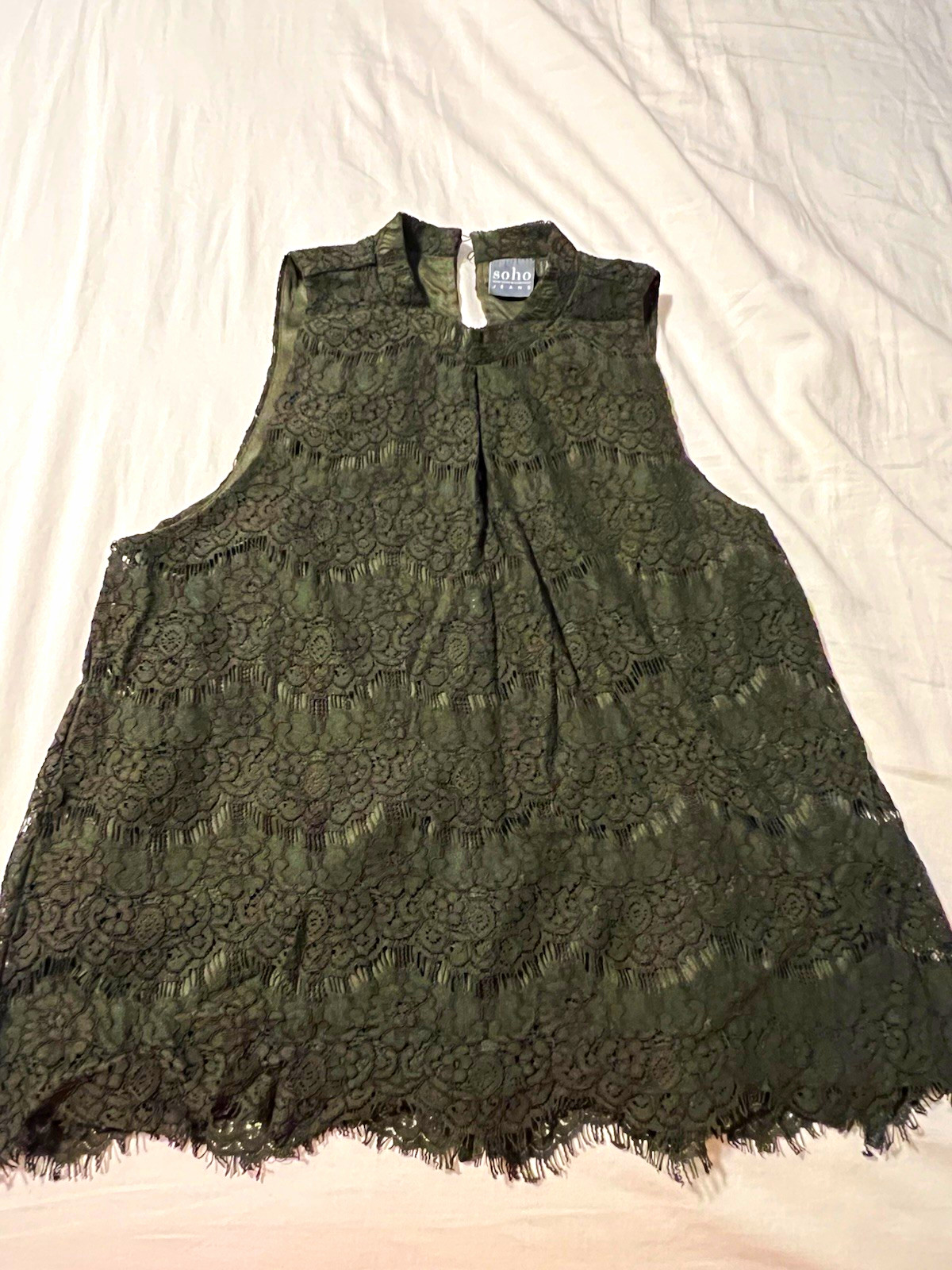 Soho New York & Company Jeans Women’s M Green Floral Lace Mock Neck Lined Top