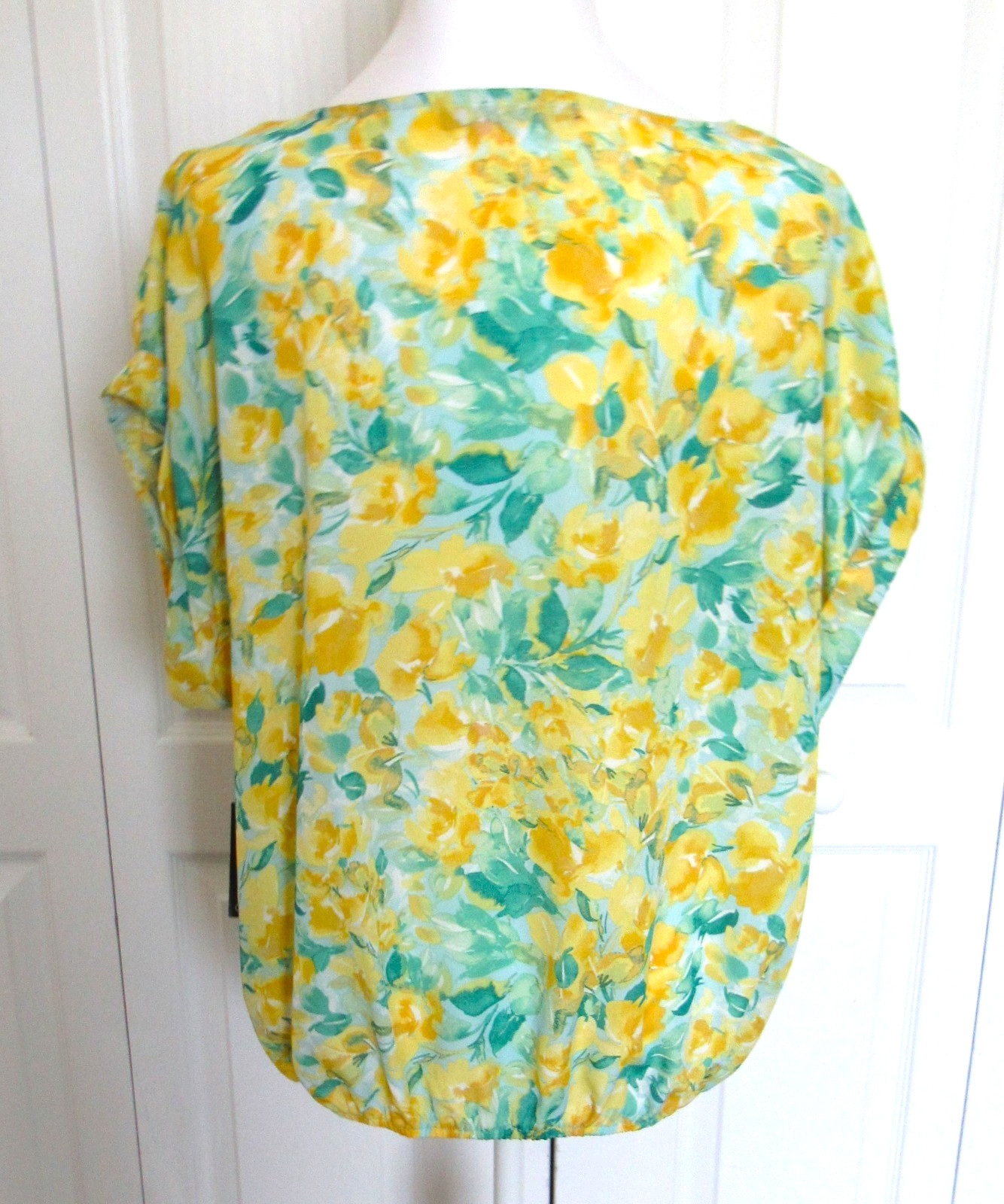 NWT CURE SIZE EXTRA LARGE WOMEN’S TOP BLOUSE YELLOW GREEN FLORAL SHORT SLV