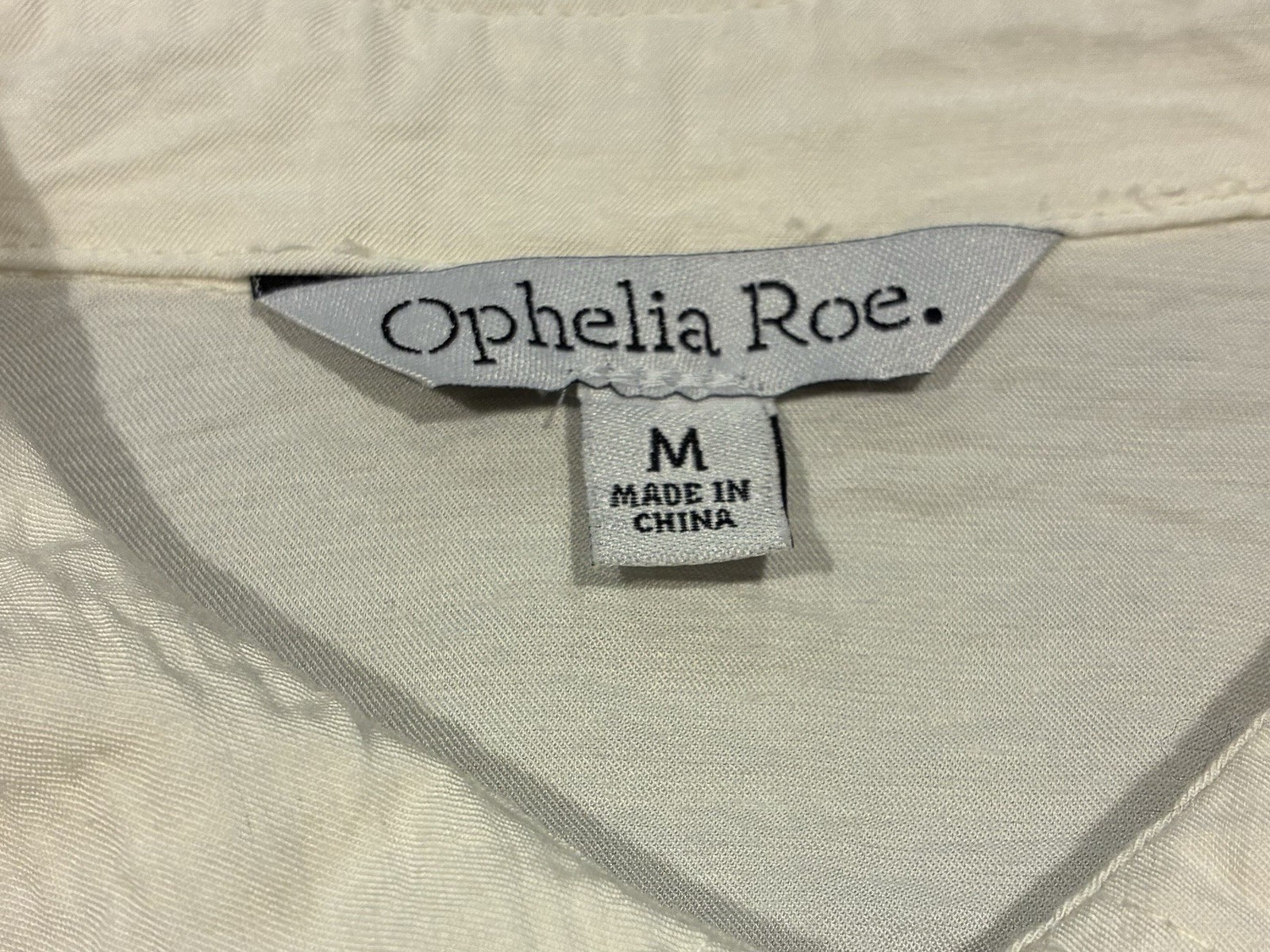 Ophelia Roe Blouse Button Up Front Pockets Crinkle Ivory SZ. Med