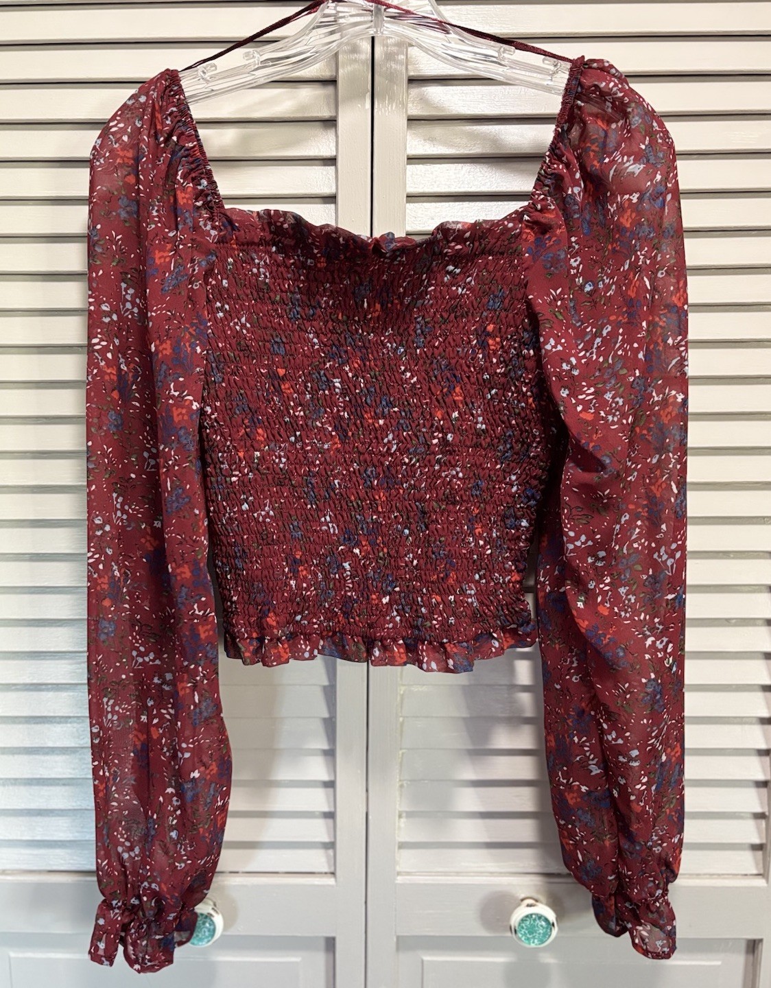 Jopna Blouse Size L Burg/Blue Floral Smocked Body Long Chiffon Sleeves Ruffle