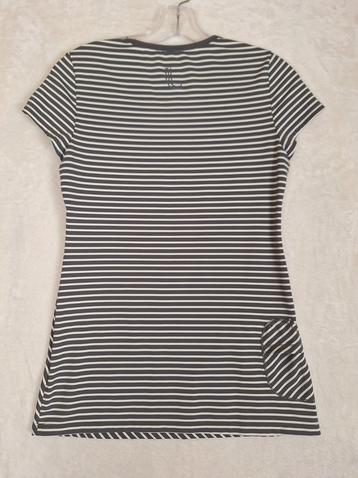 Lole Women’s Small Shirt Gray White Stripe Stretch Athletic Pocket UPF Wicking