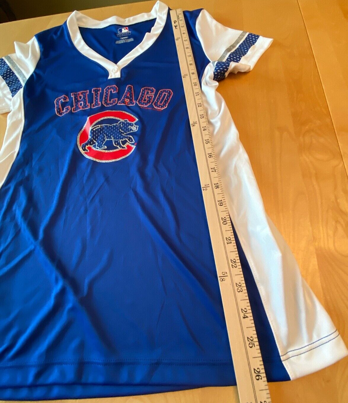 Chicago Cubs DRI-FIT SS V NECK SHIRT WOMEN’S SZ M