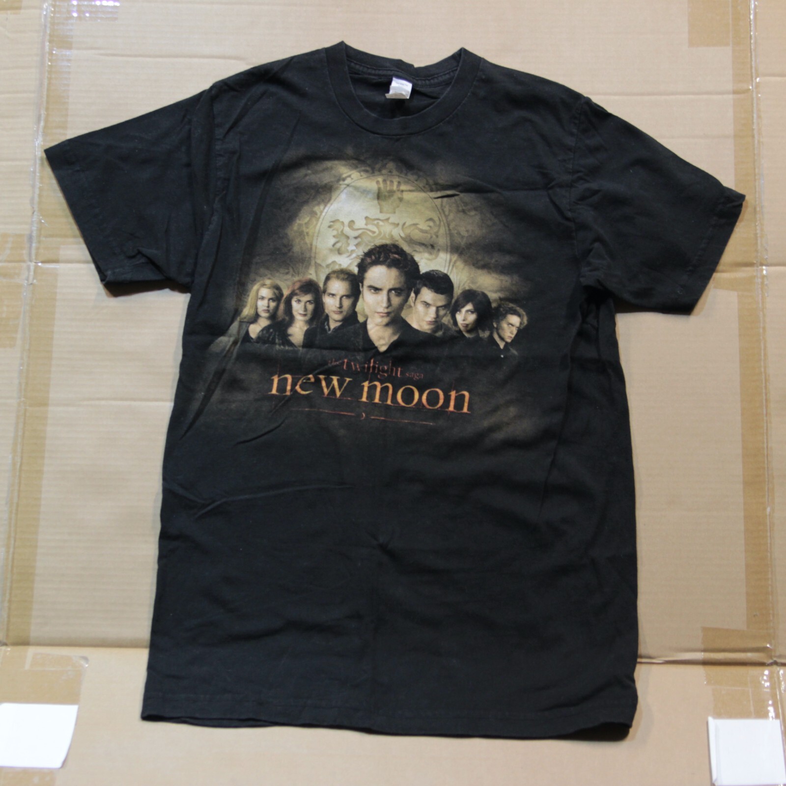 Twilight New Moon T Shirt Womens S VTG Y2K Movie Saga Edward Cullen Vampire Clan