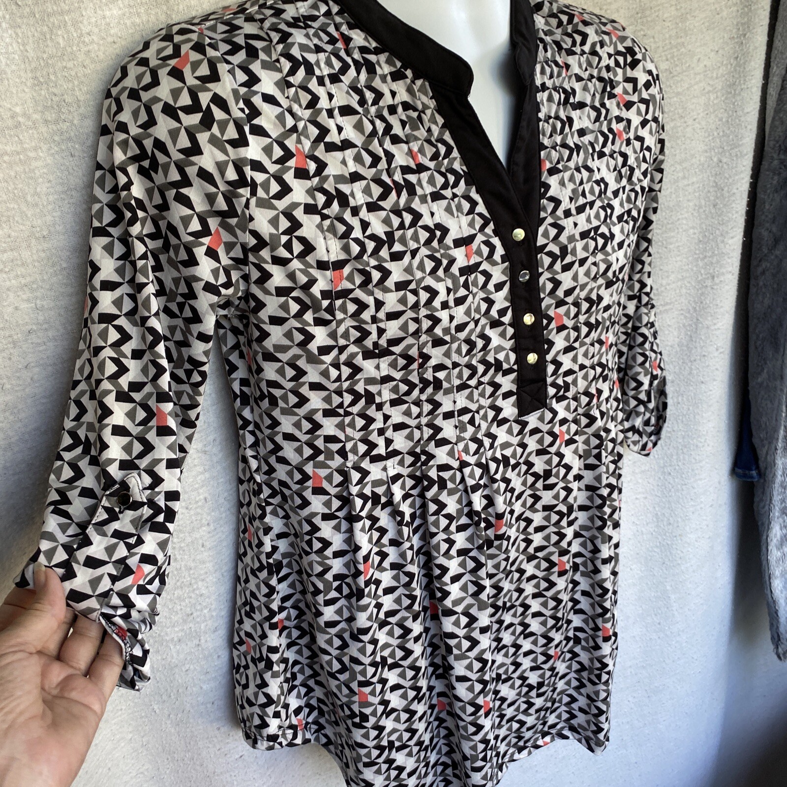 Robert Louis Geometric Pattern Blouse 3/4 Sleeve Metal Buttons Small