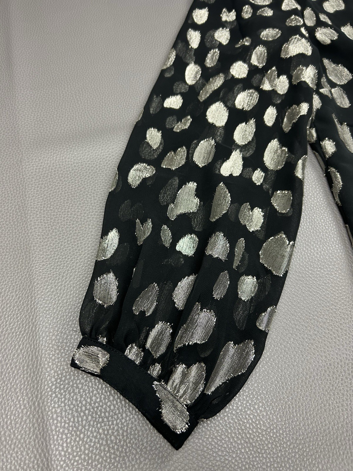 NEW Talbots Petite Medium Black Silver Polka Dot Long Sleeve Dressy Top Chiffon