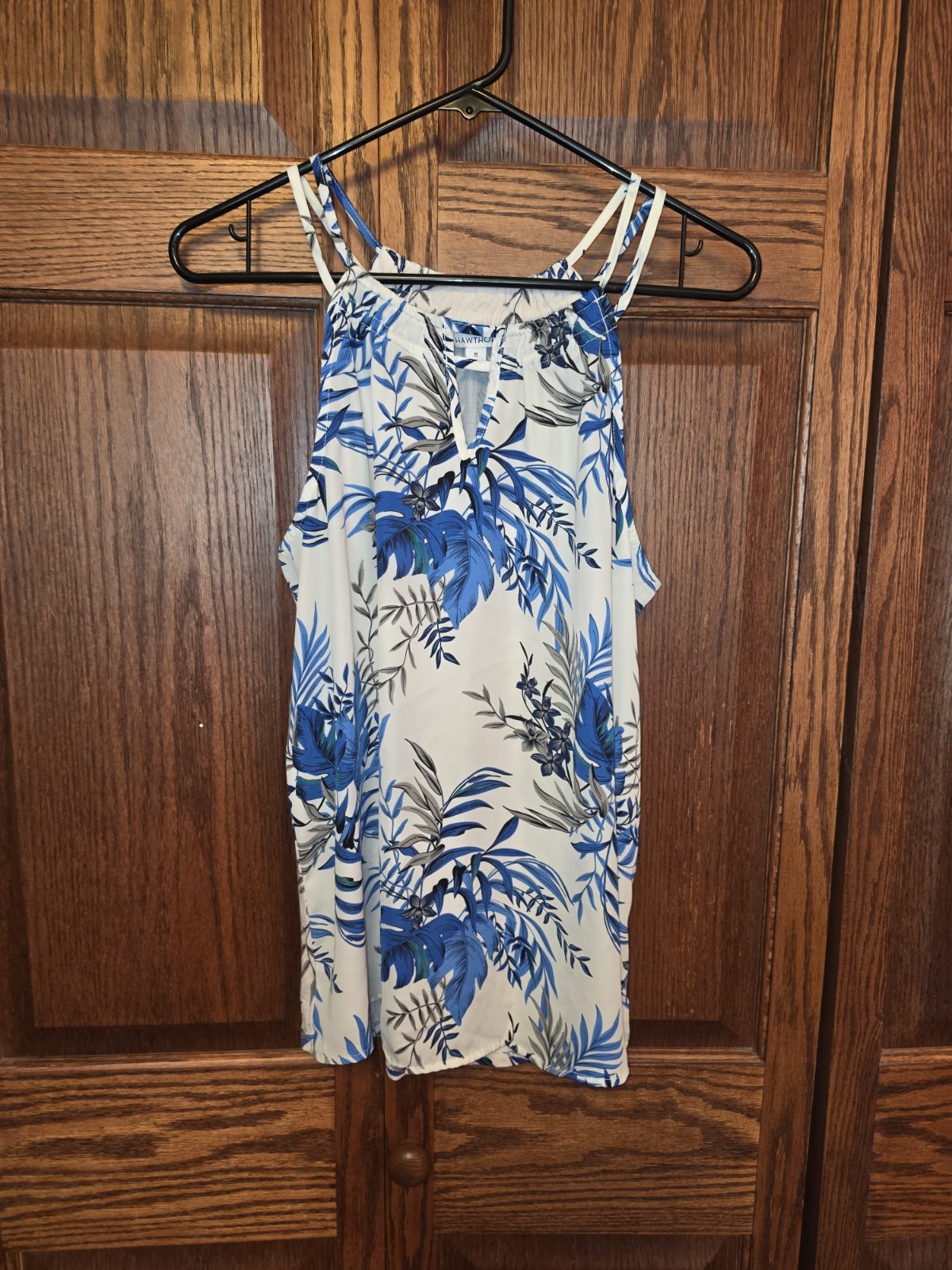 Hawthorn Top Womens M White Blue Floral Strappy Keyhole Tank Top Sleeveless