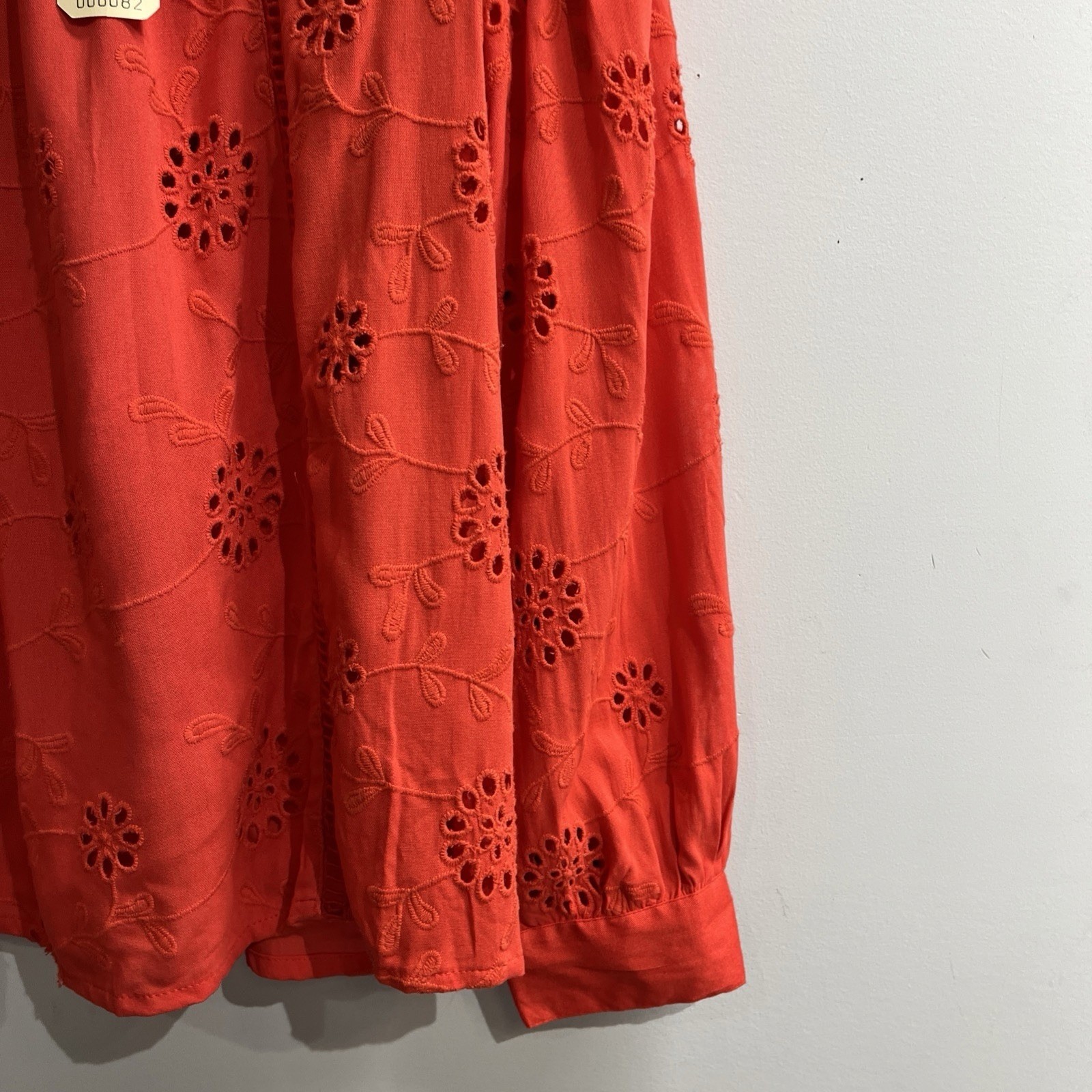 Nicole Miller Artelier Red Floral Eyeless Crochet Ruffle M Feminine Romantic