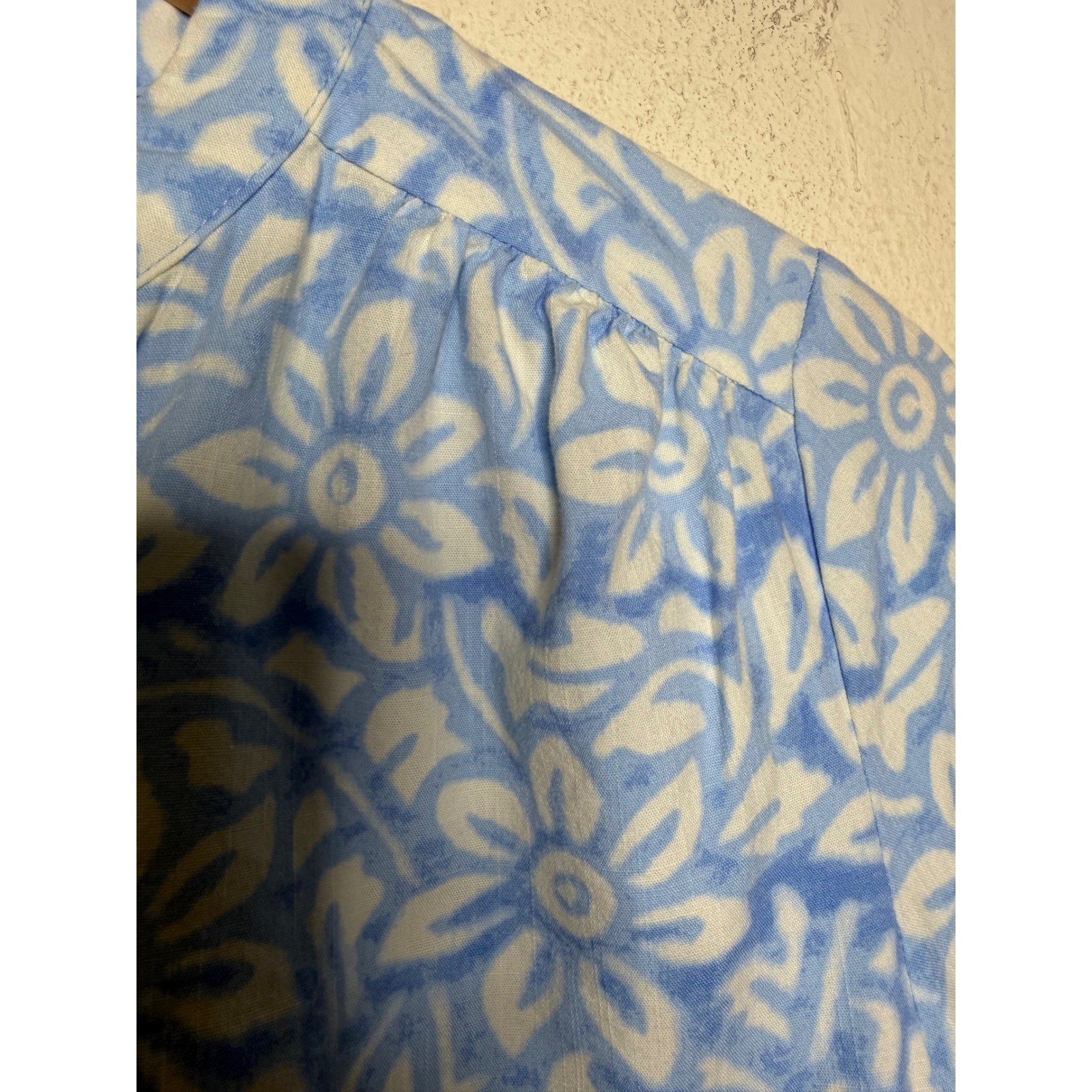 Johnnie-O Women Small Alana Woven Popover Blouse Blue Floral Long Sleeve Top S