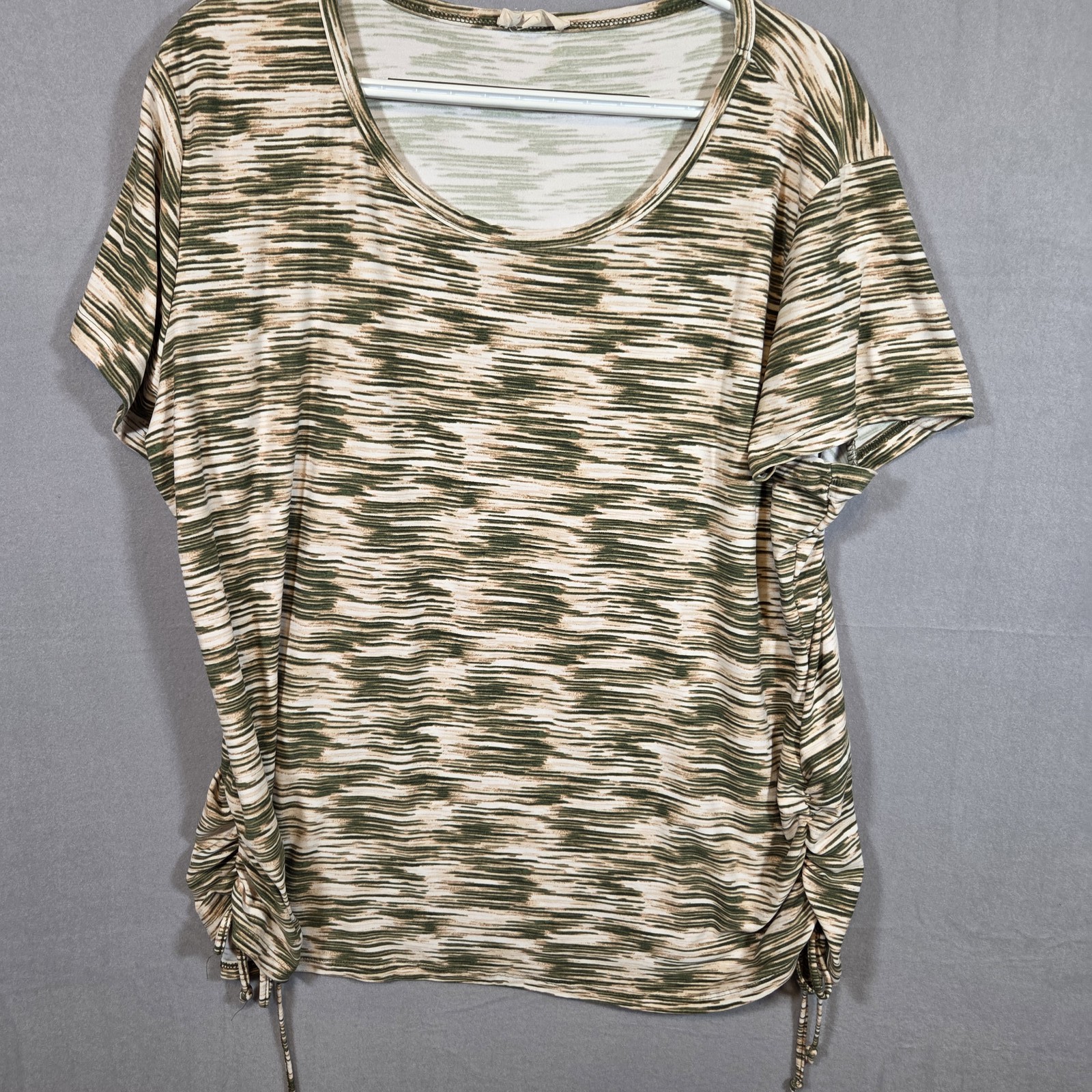 Urban Rose Women’s 3X Green Beige Space Dye Scoop Neck Ruched Drawstring T-Shirt