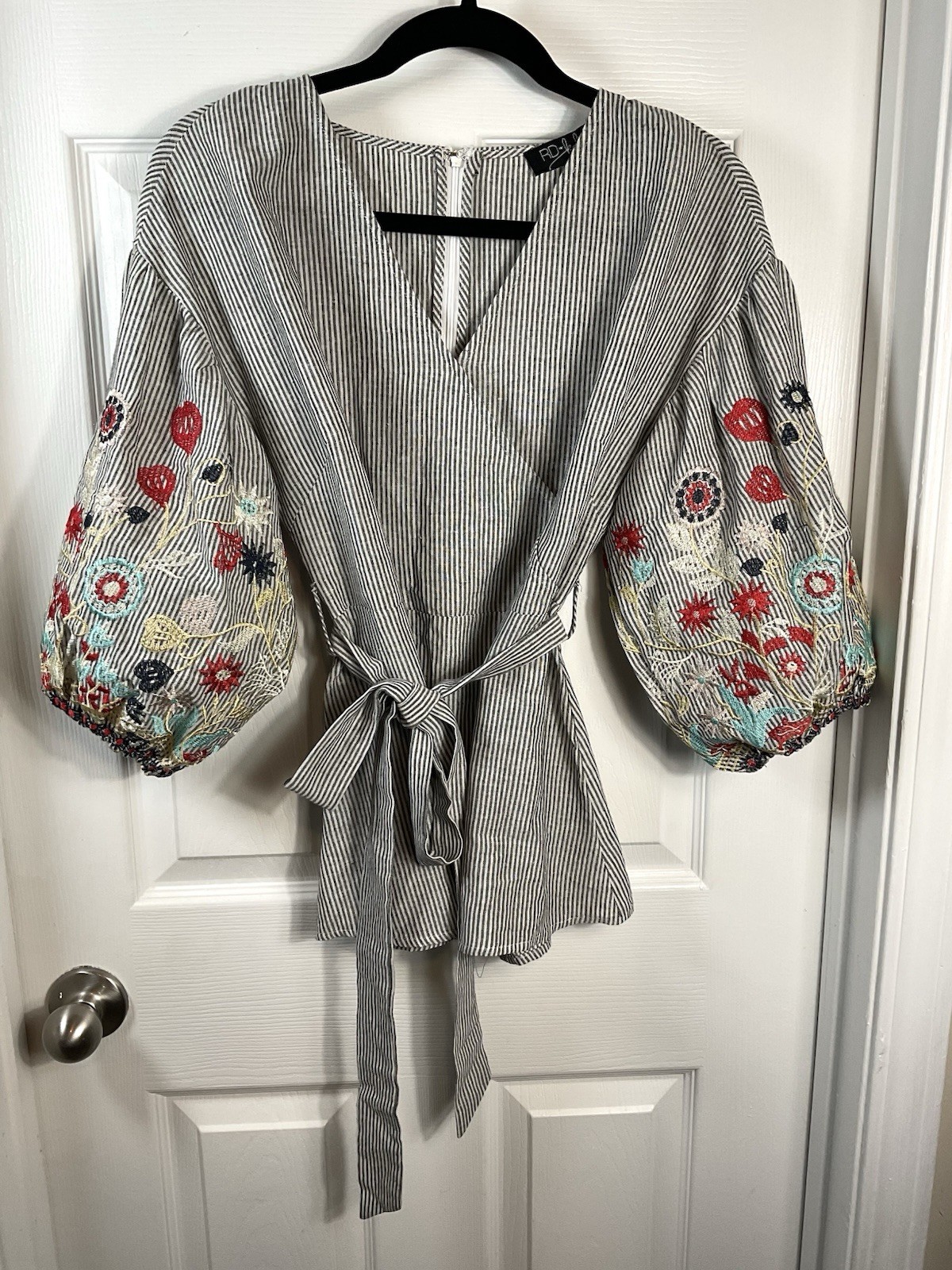 RD & koko Embroidered Peplum Blouse Women L Striped Tie Waist Boho Puff Sleeve