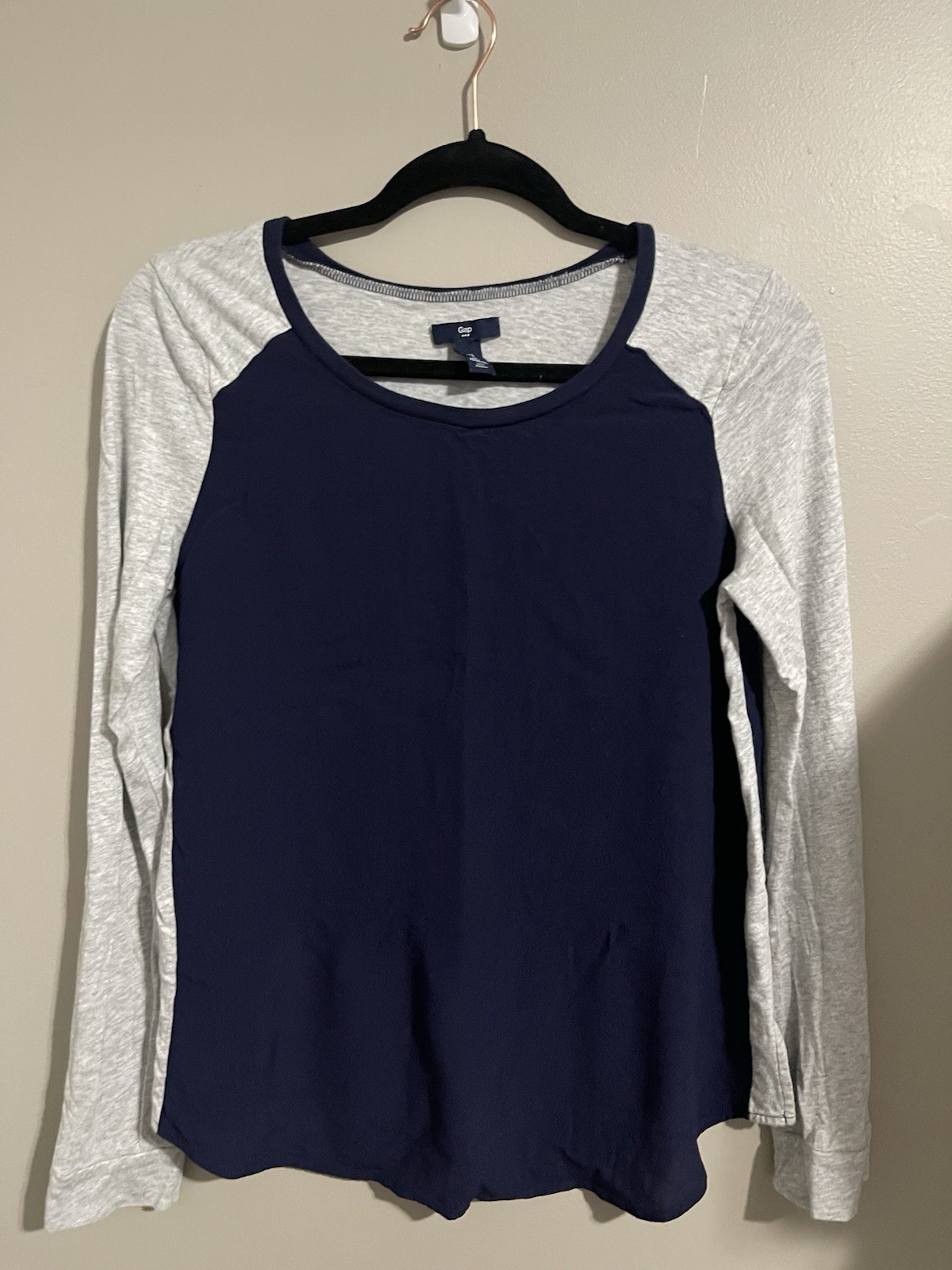 GAP Long Sleeve Shirt Navy/Light Grey Adult Large Blended Fabric