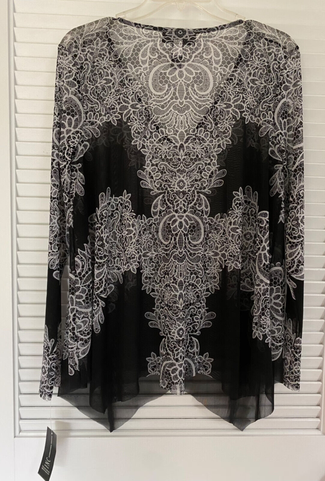 I.N.C. International Concepts Women’s Black & White Sheer Blouse L NWT