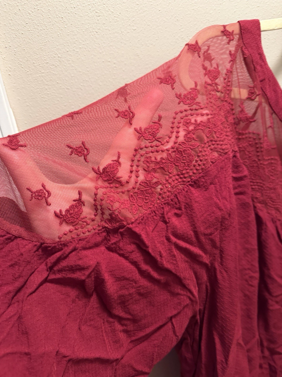 maurices Burgundy Floral Lace Sheer Yoke V-Neck Tie Front Size Plus 3/4 Blouse