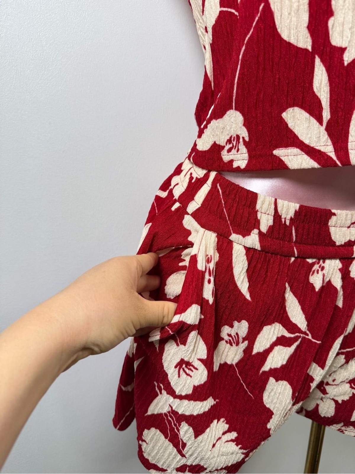 New Mix Floral Ribbed Two Piece Set NWT Red Cream Crop Top & Shorts 1X/2X