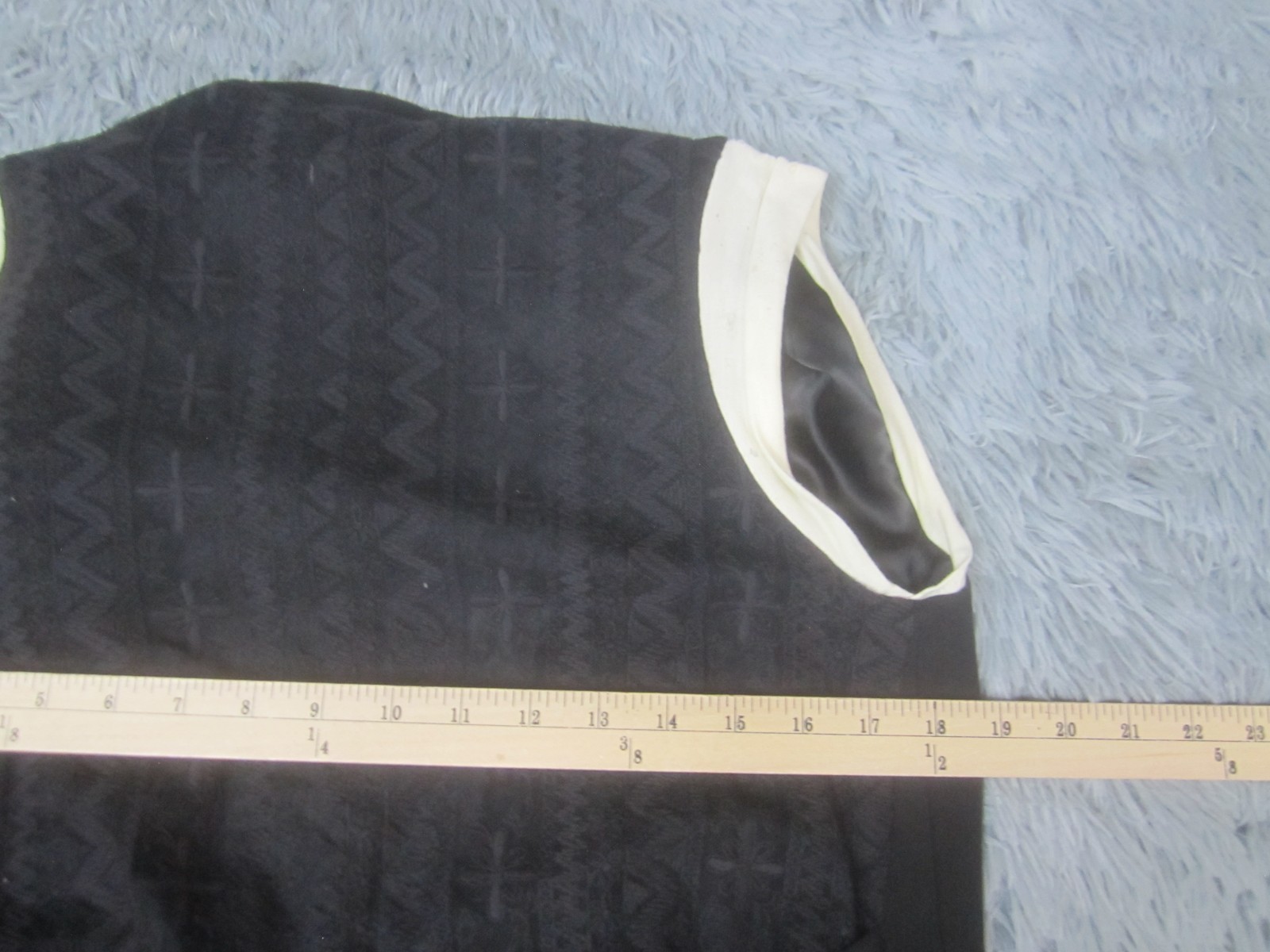 Quiksilver Vest Womens Medium Black Feminine Fit Lapel Collar Casual