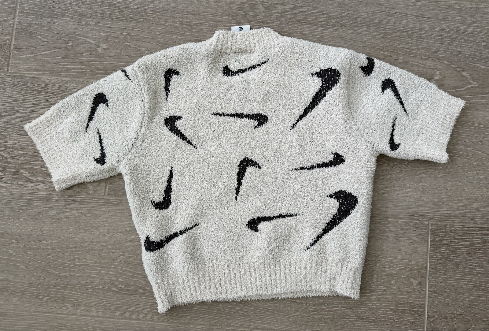 NIKE Sportswear Phoenix Cozy Boucle Top LIGHT ORE WOOD BROWN/ ASH Small