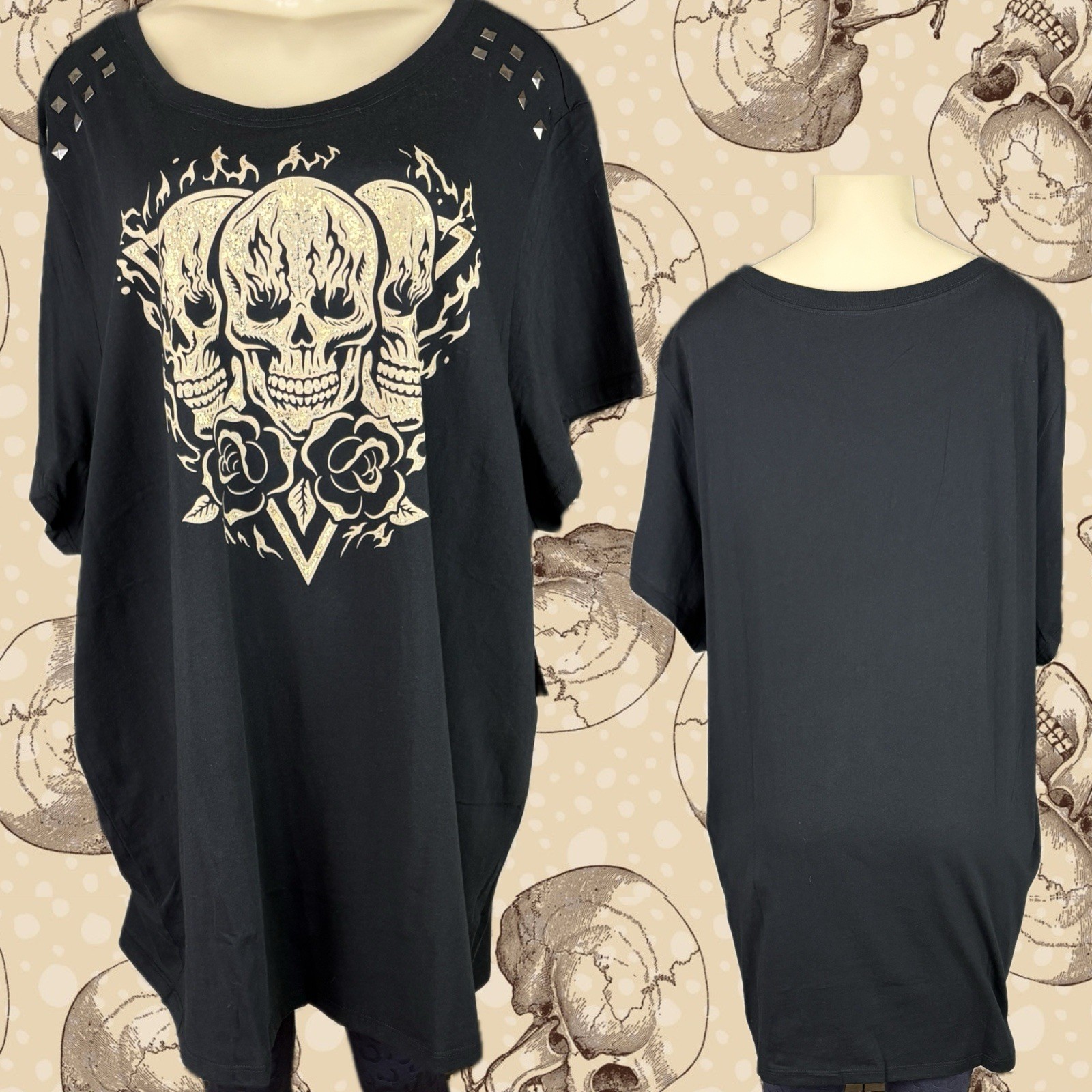 Torrid +5 Black 3 Skulls Metallic Foil Graphic Studded Accent Short Sleeve Tee