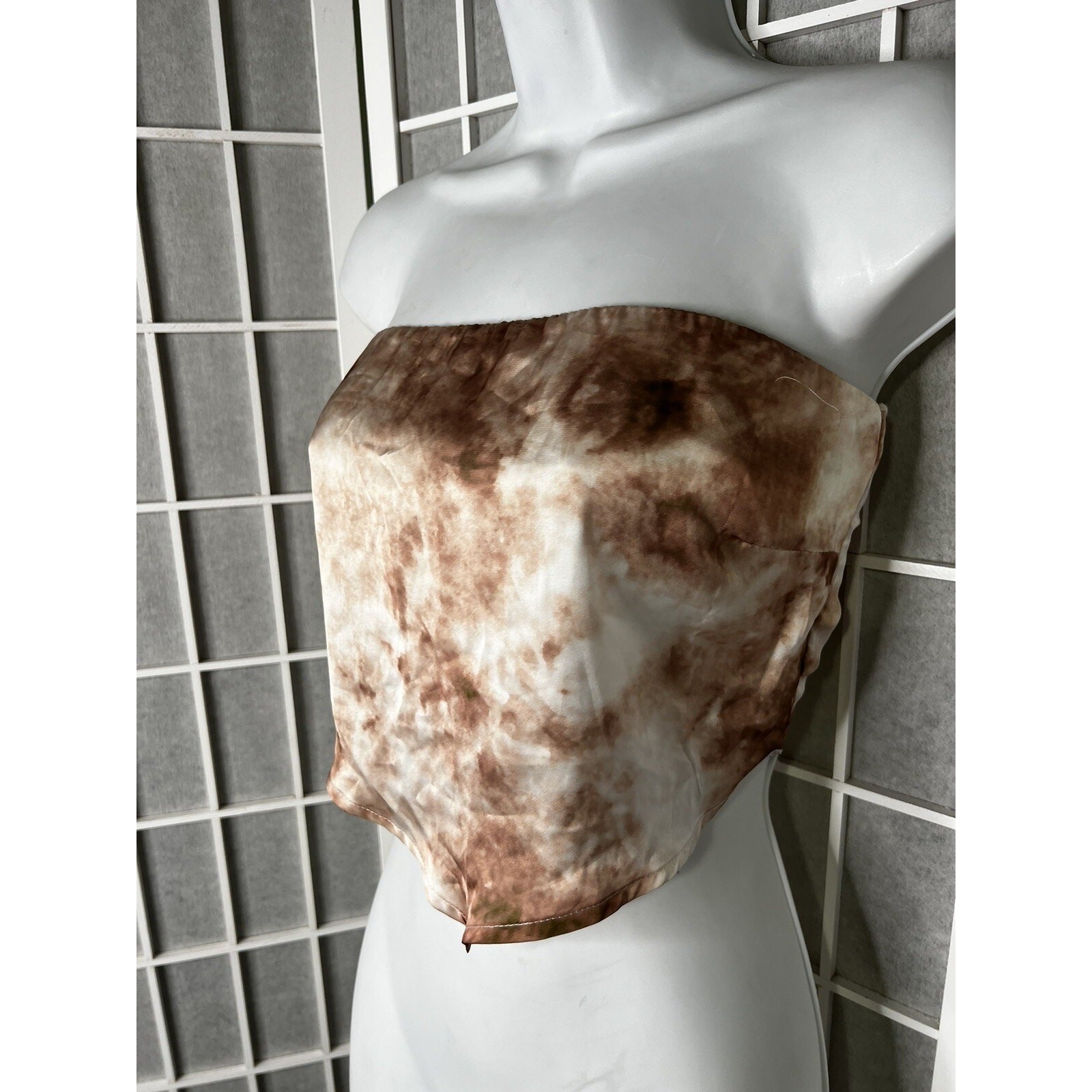 NWT Mixology Waterfall In Love Tie Top Size Small Brand New