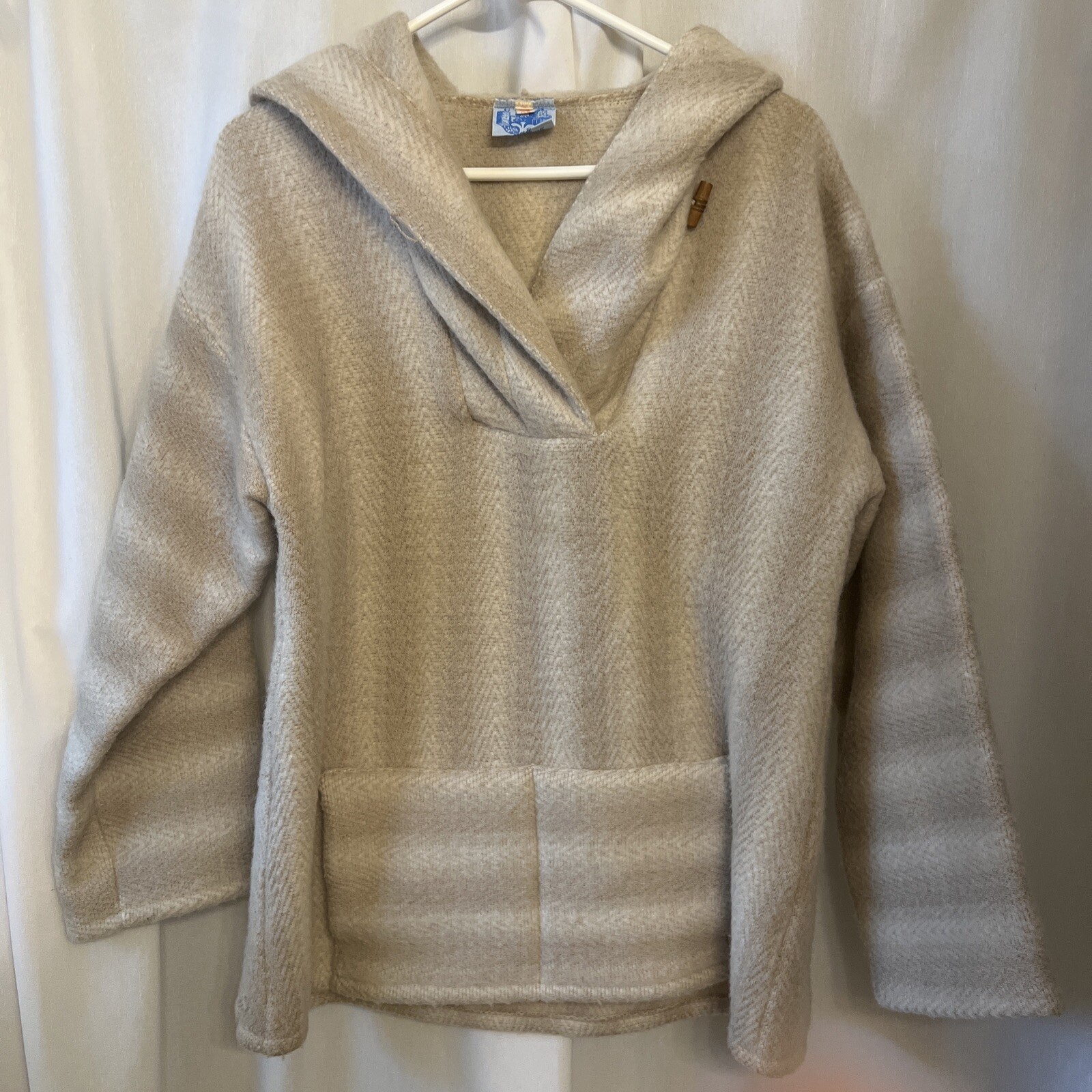 vintage the weavers loft womens small wool pullover hooded Cream