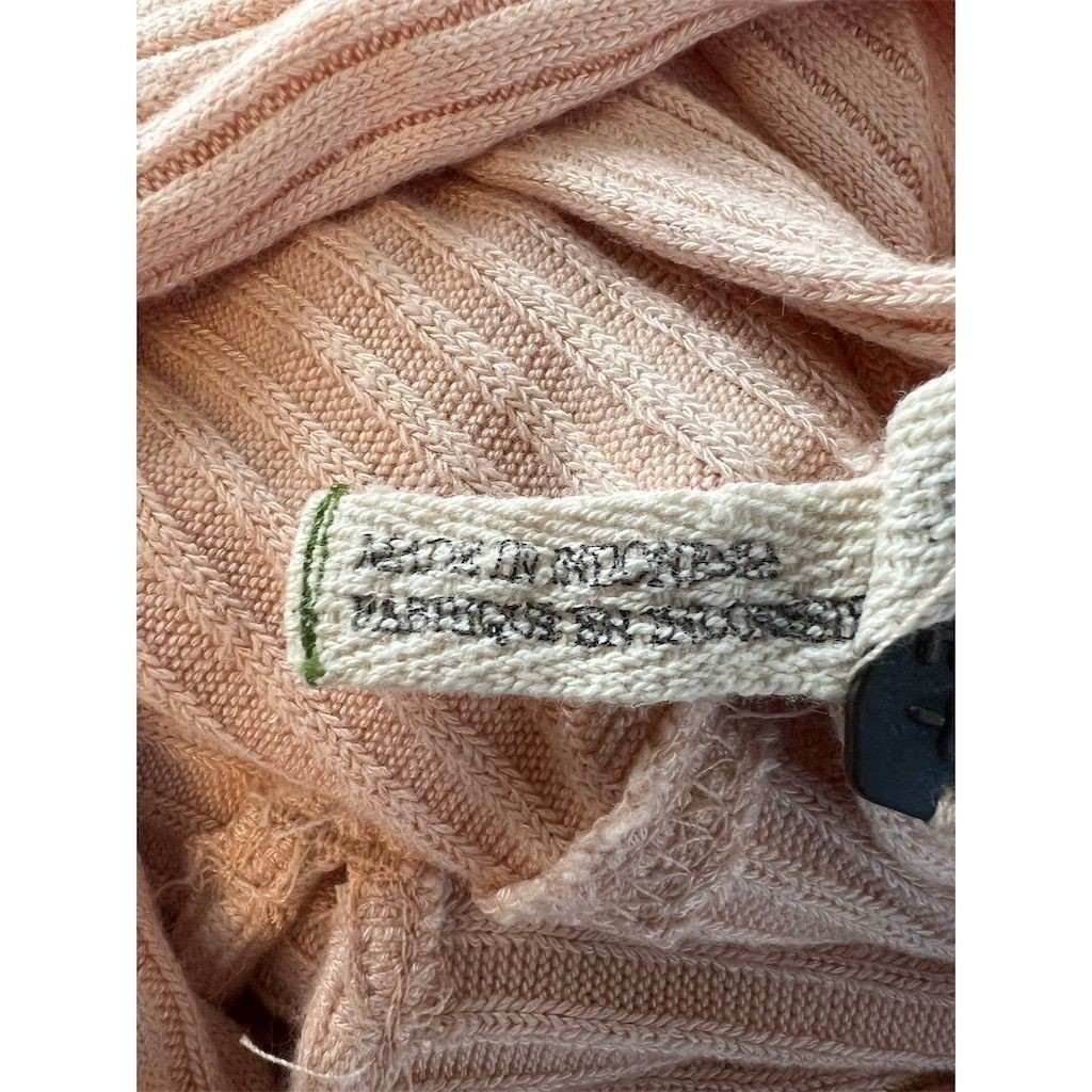 We The Free People Women’s S/P Pink Mock Neck Shirt Back Detail – AC
