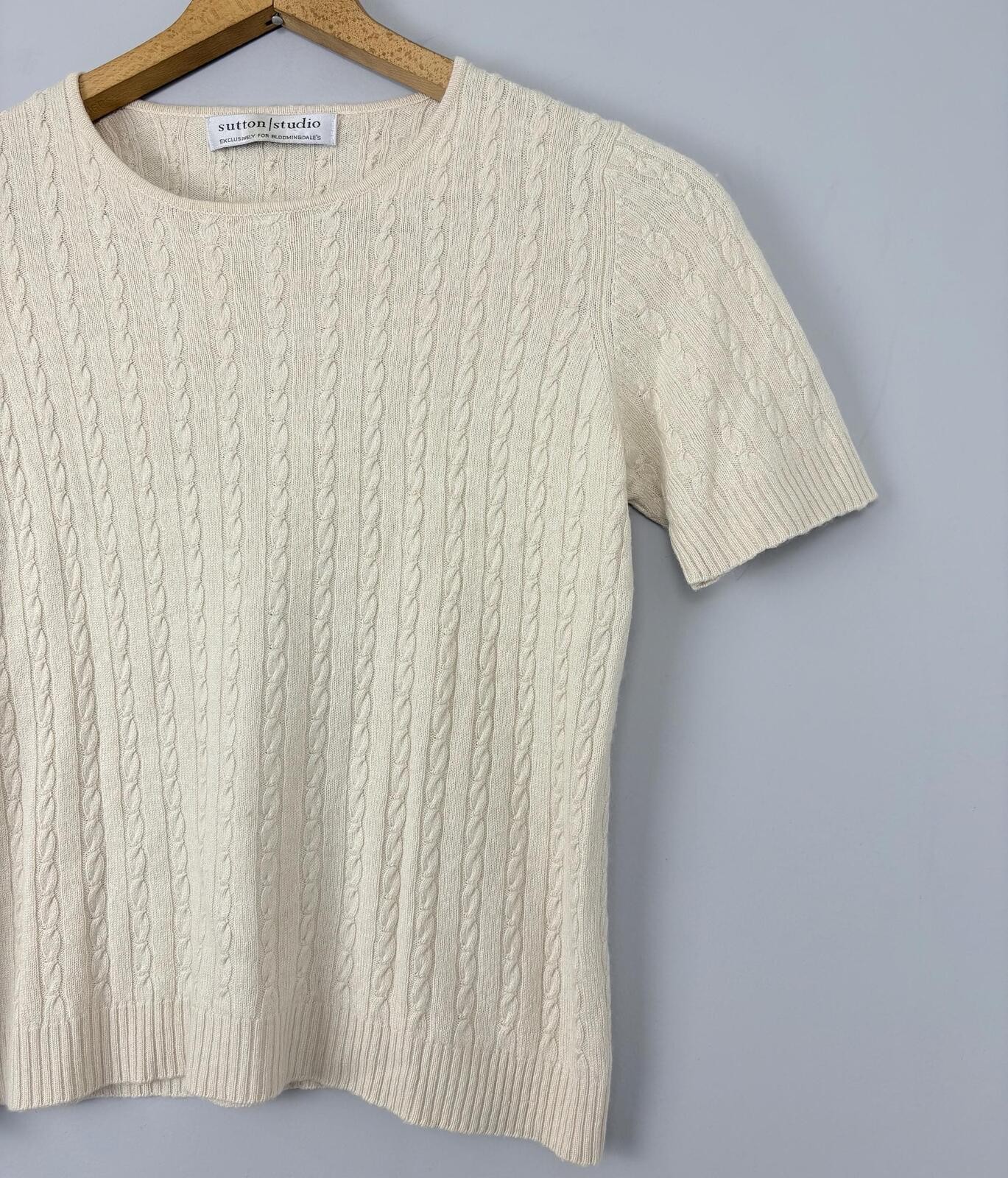 Vintage 90s Cream Silk Cashmere Knit Top Small – Bloomingdale’s Sutton Studio