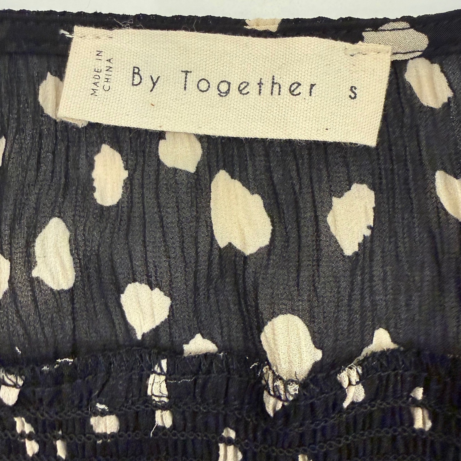 By Together Peasant Blouse Womens S Black/Cream EUC Trendy Boho Cropped L4554