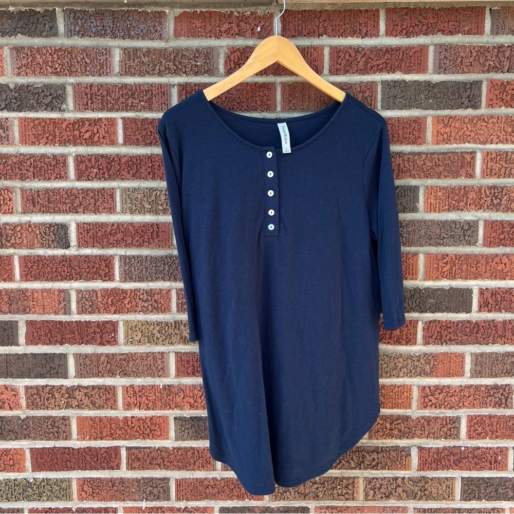 Zenana Premium Navy Blue Scoop Neck Button Dolphin Hem Long Sleeve Tee Shirt