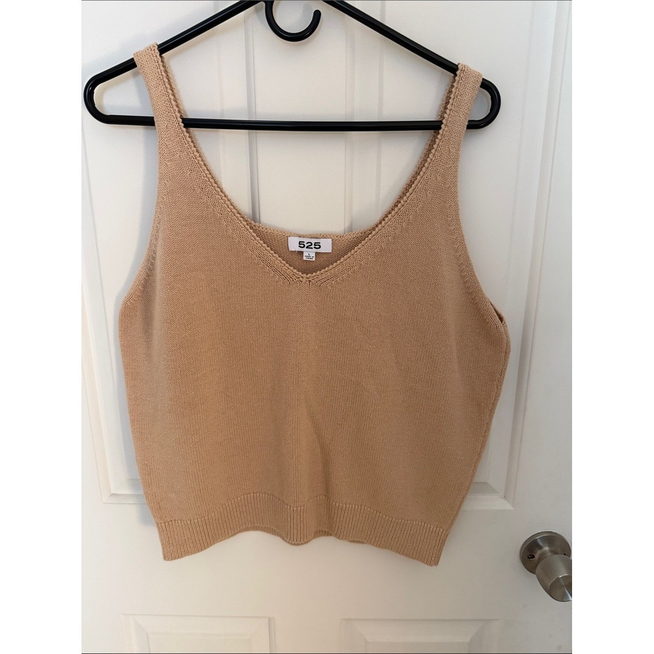 525 America Women’s Knit V-Neck Tank in Camel Sz L