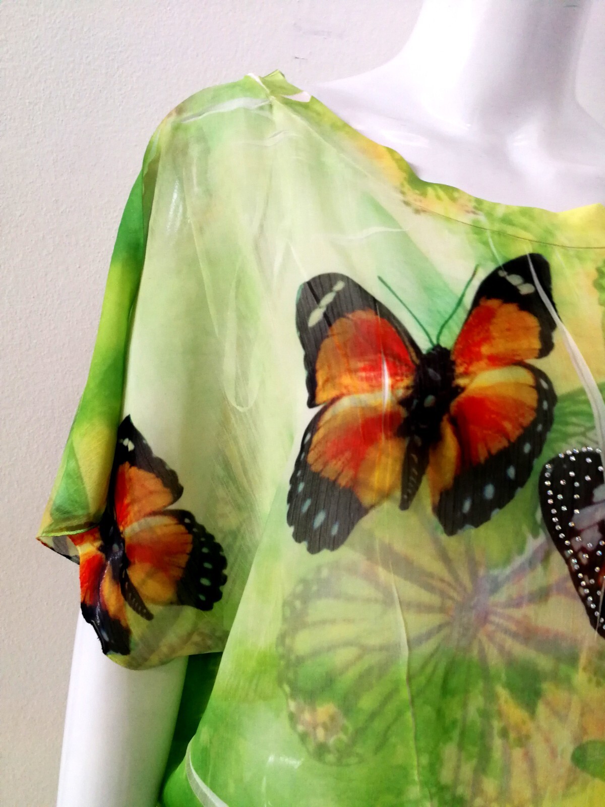 Green Blouse Short Sleeve Top Crop Graphic Print Pattern Butterfly Haute Couture
