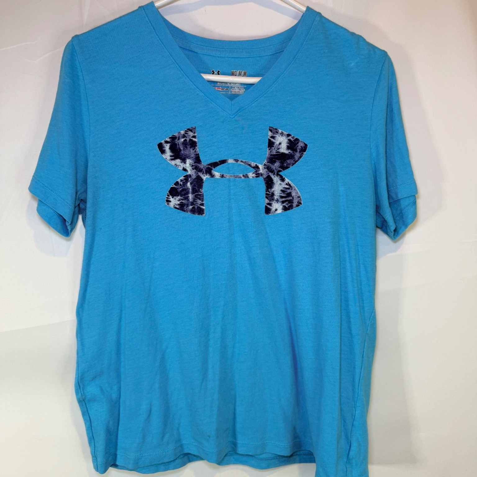 Under Armour Women’s Top Blue Medium V-Neck HeatGear Tie-Dye Logo