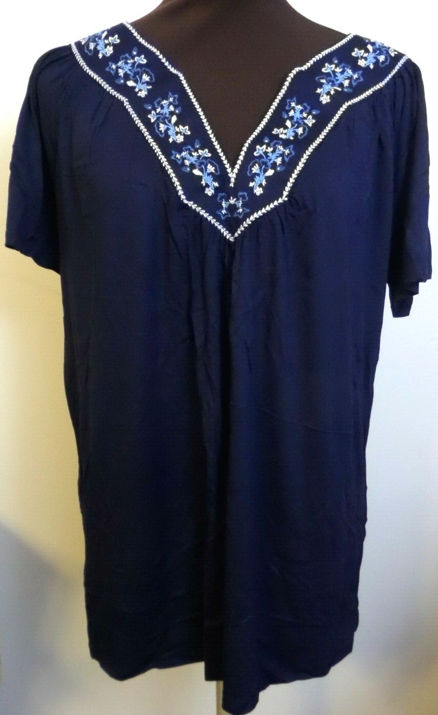 Long Tall Sally EMBROIDERED KAFTEN TOP Size Small NWTags