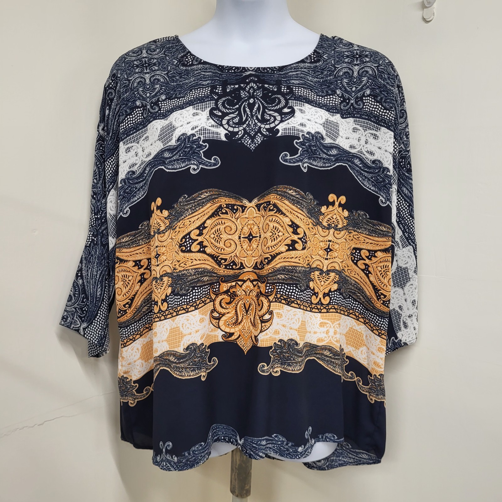 Alfani Woman Blouse Women’s 20W Navy/Orange/White Print Top 3/4 Dolman Sleeve.