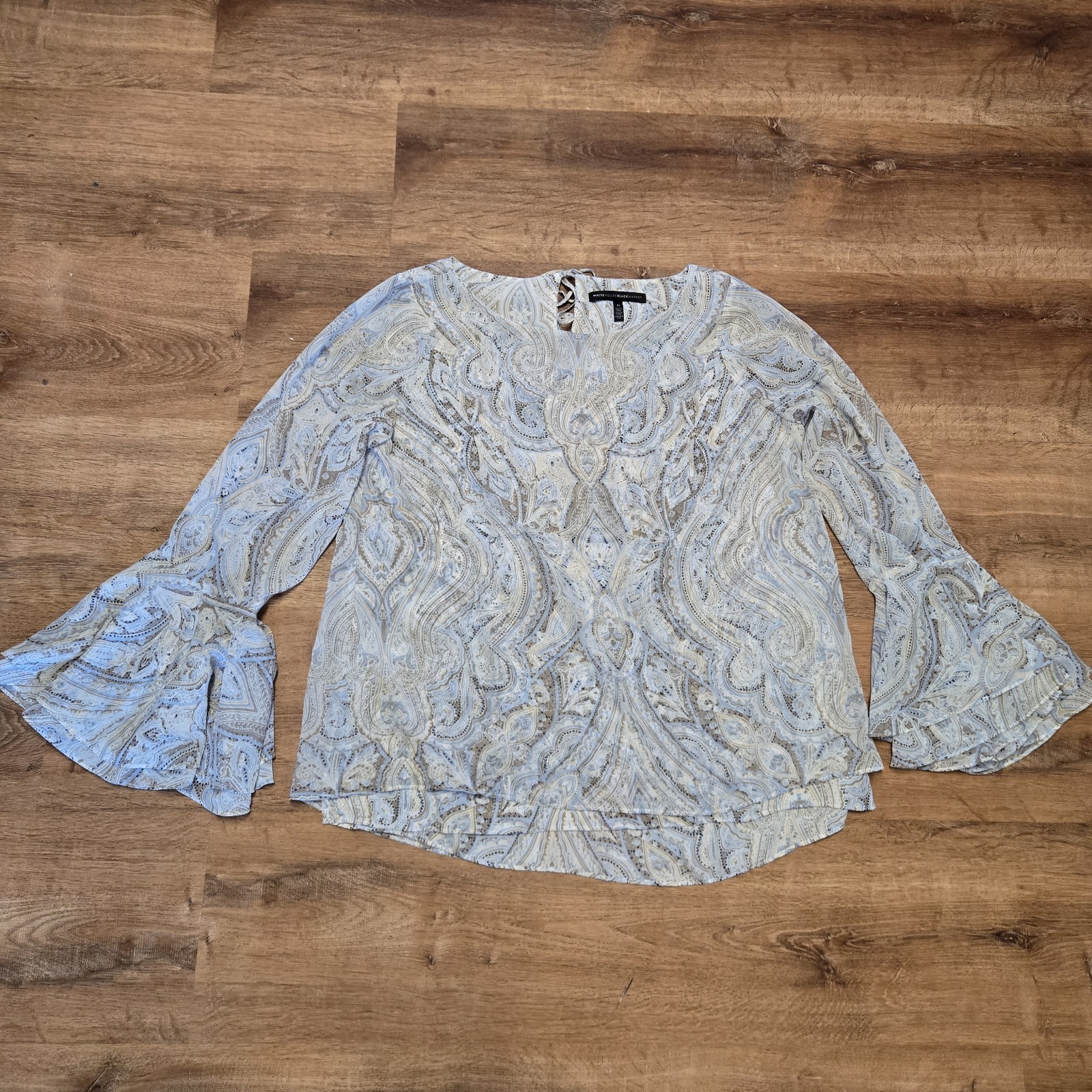 White House Black Market Light Blue Cream Paisley Bell Sleeve Blouse Size 14