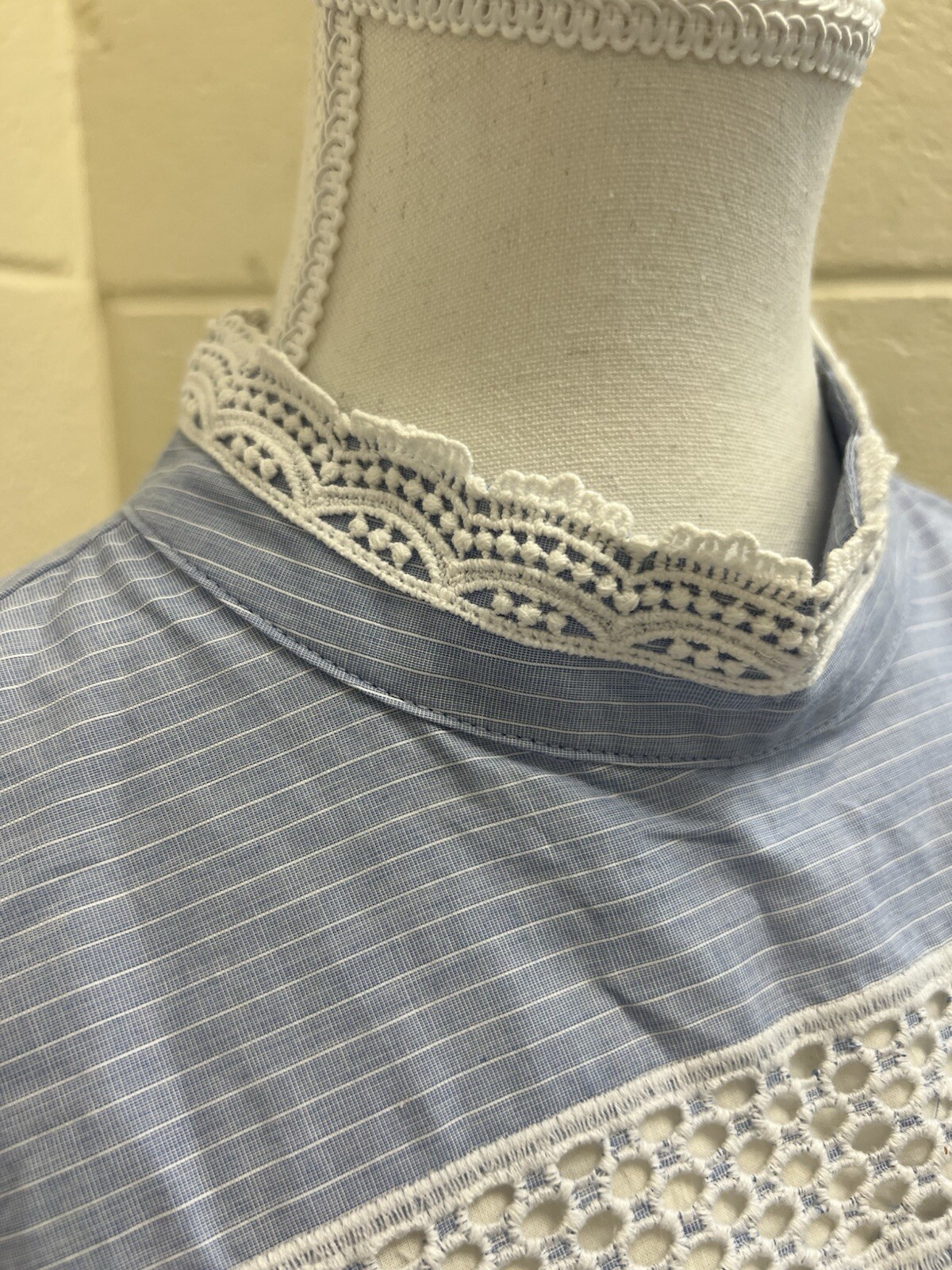 A Loves A Medium Blue LS Lace Inserts