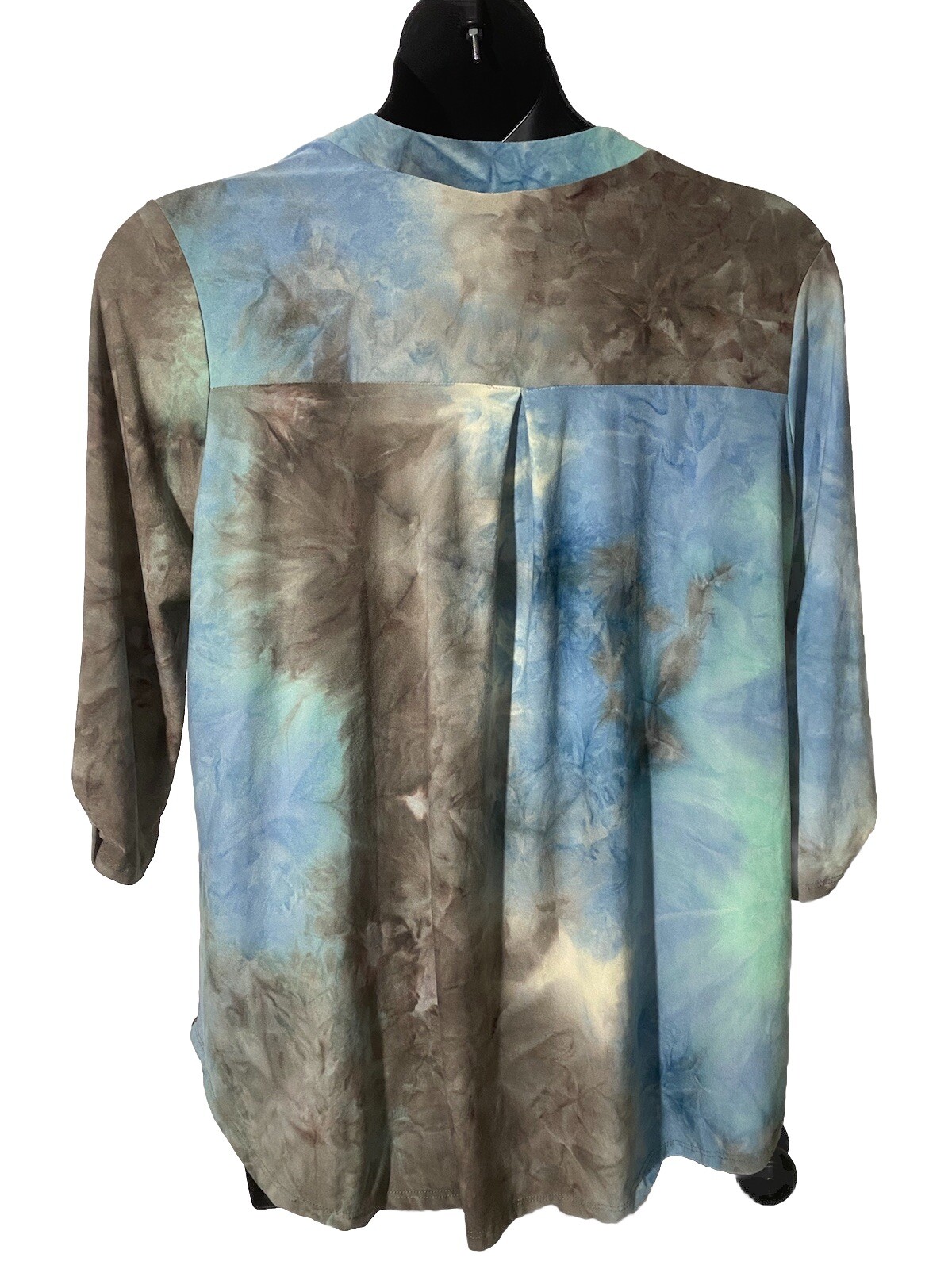 White Birch Tie Dye Size 1X Polyester Pleated Back Vneck Roll Tab Sleeve Boho