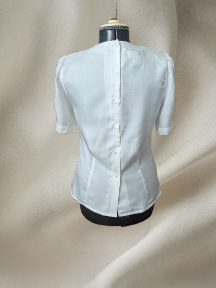 Vntg NICOLA White Embroidered Blouse 8 Satiny Elegant Old Money Back Button 80s